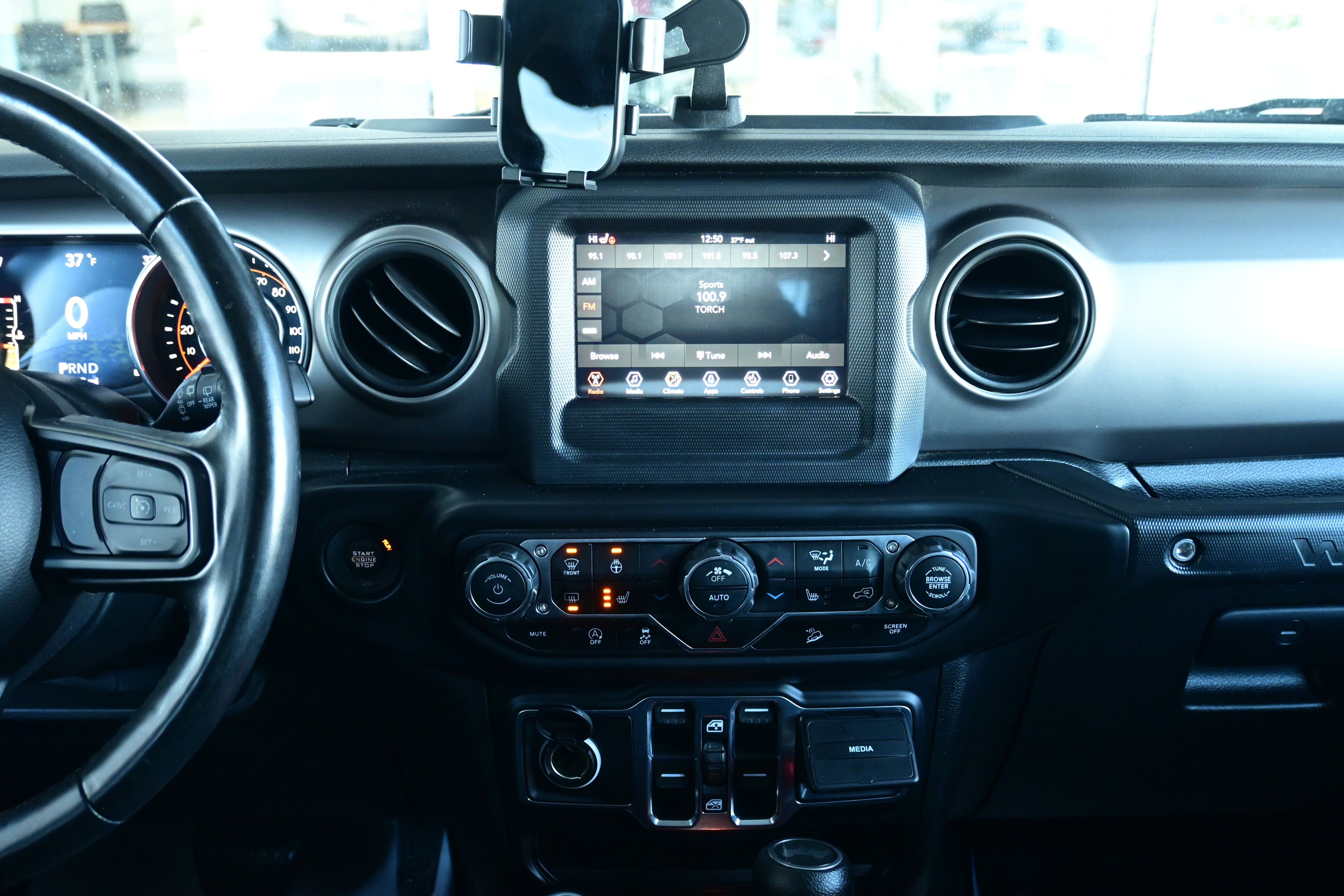 2020 Jeep Wrangler Unlimited Willys