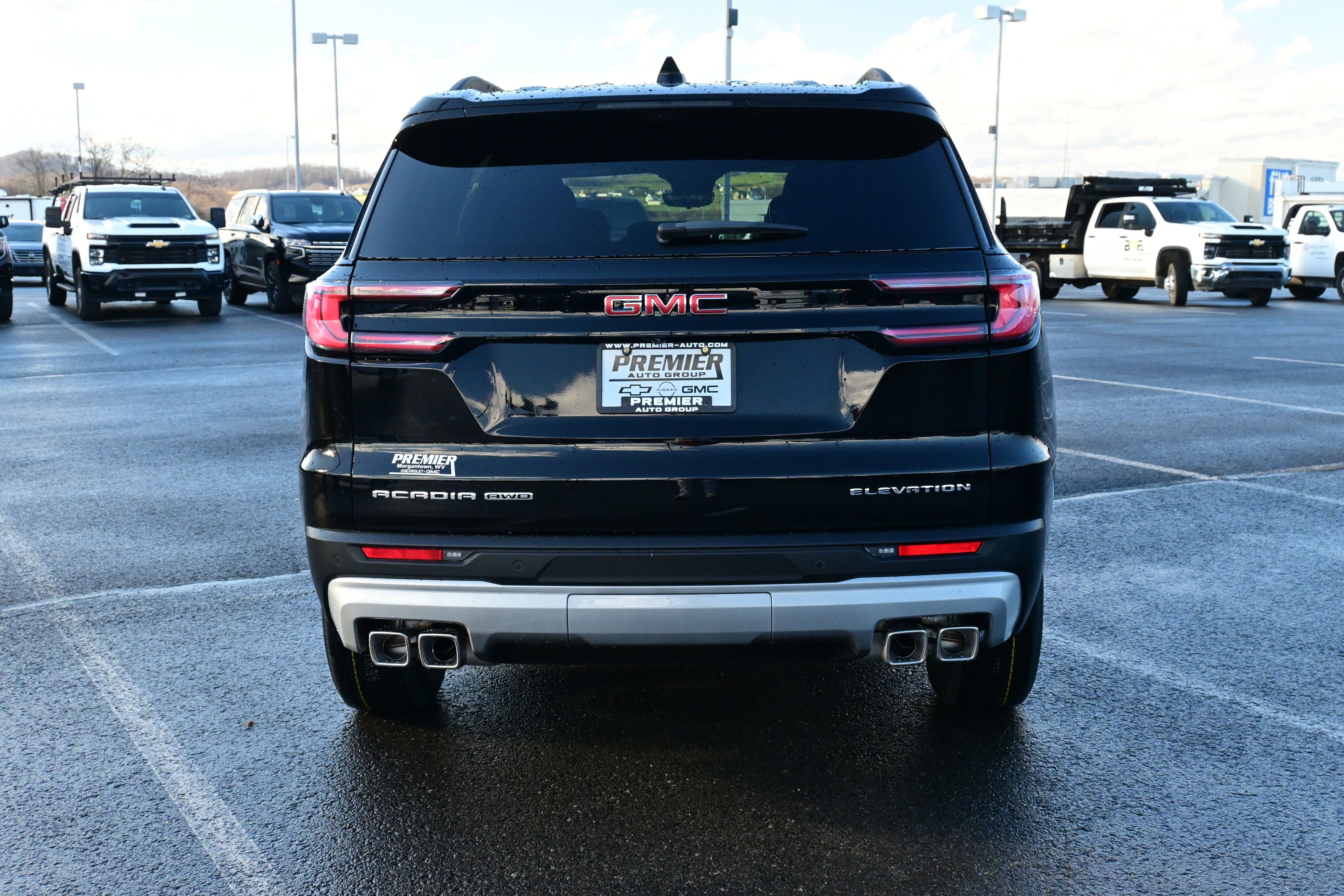 2026 GMC Acadia Elevation