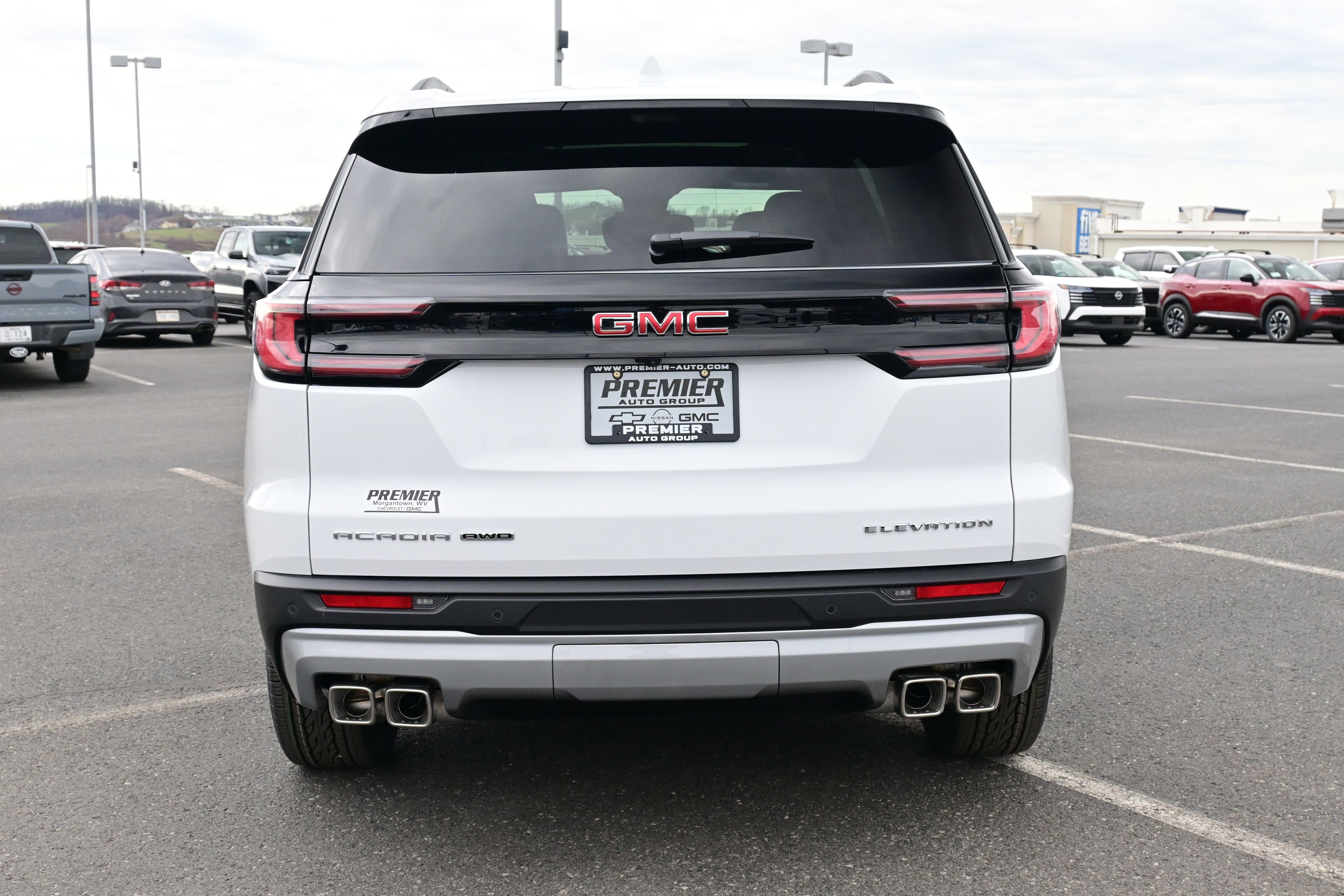 2026 GMC Acadia Elevation