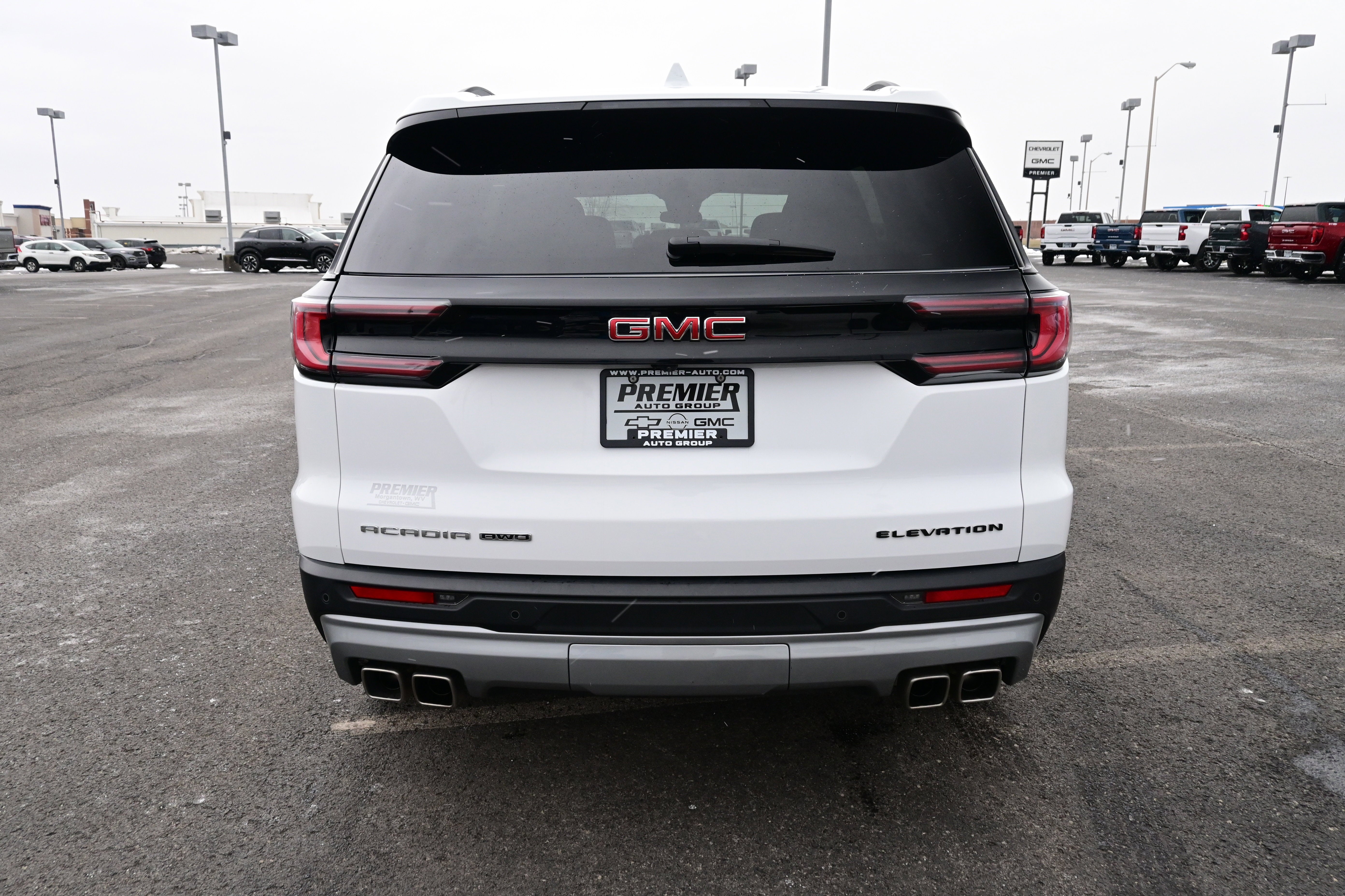 2025 GMC Acadia Elevation