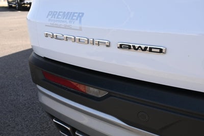 2025 GMC Acadia Elevation