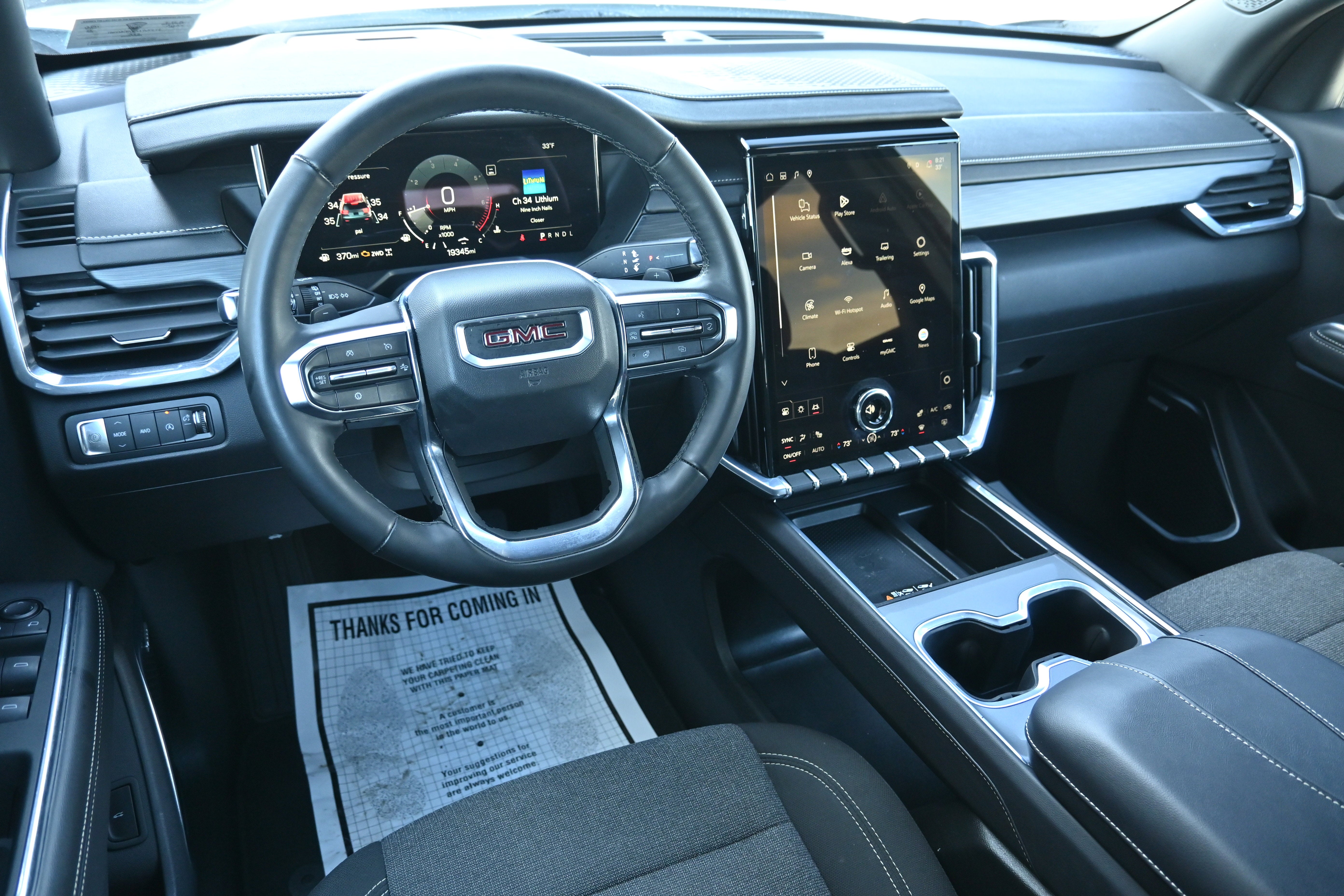 2025 GMC Acadia Elevation