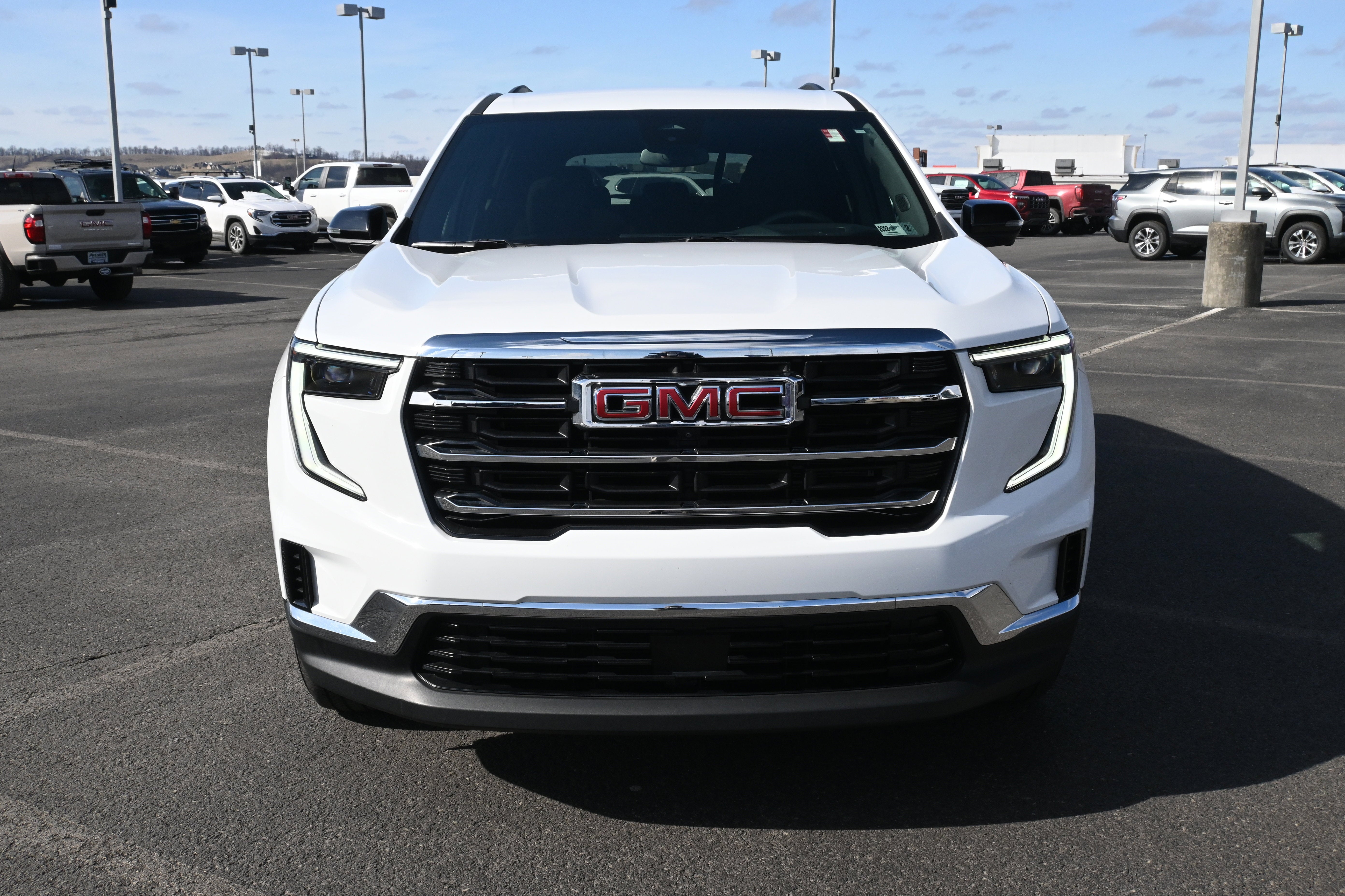 2025 GMC Acadia Elevation
