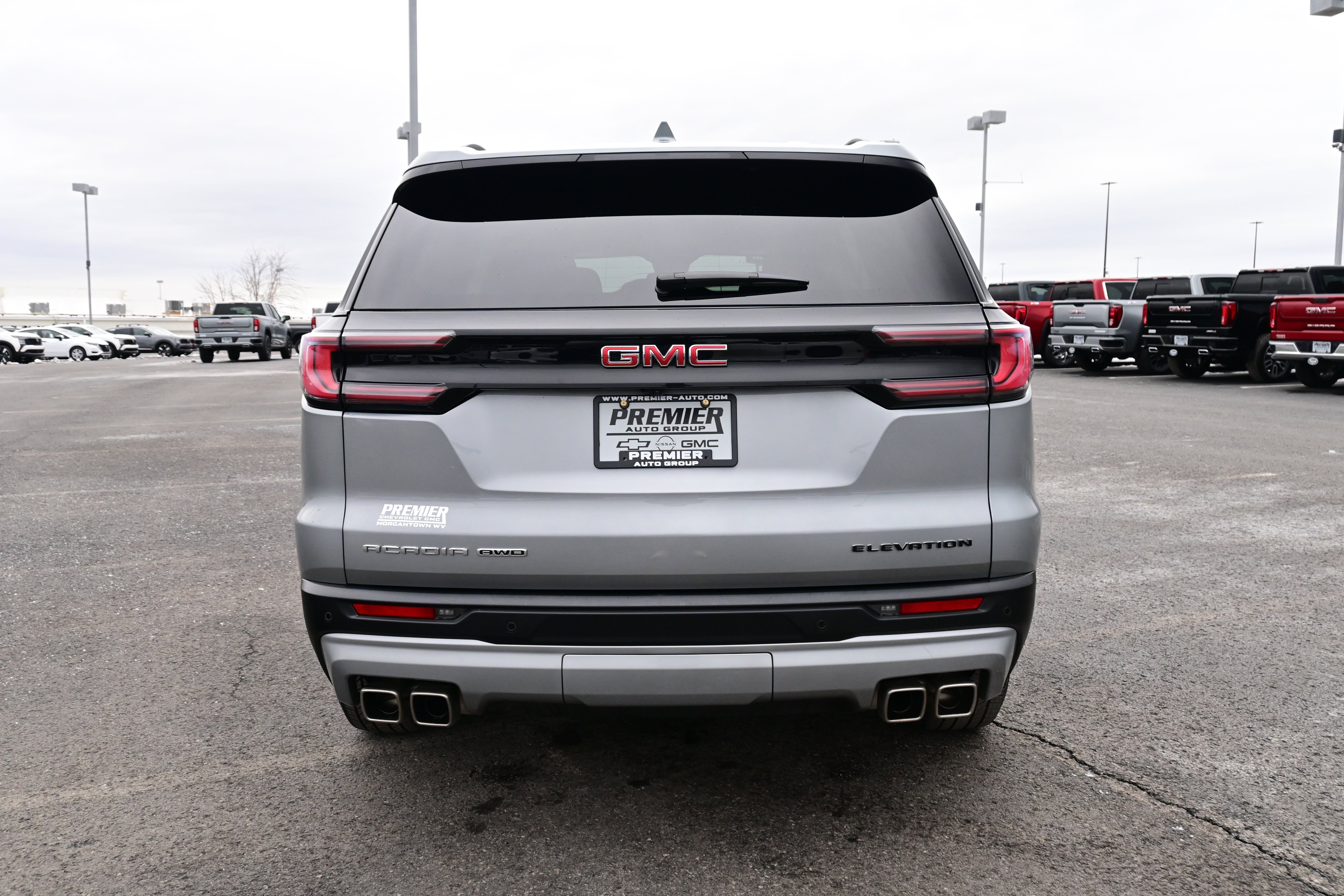 2025 GMC Acadia Elevation