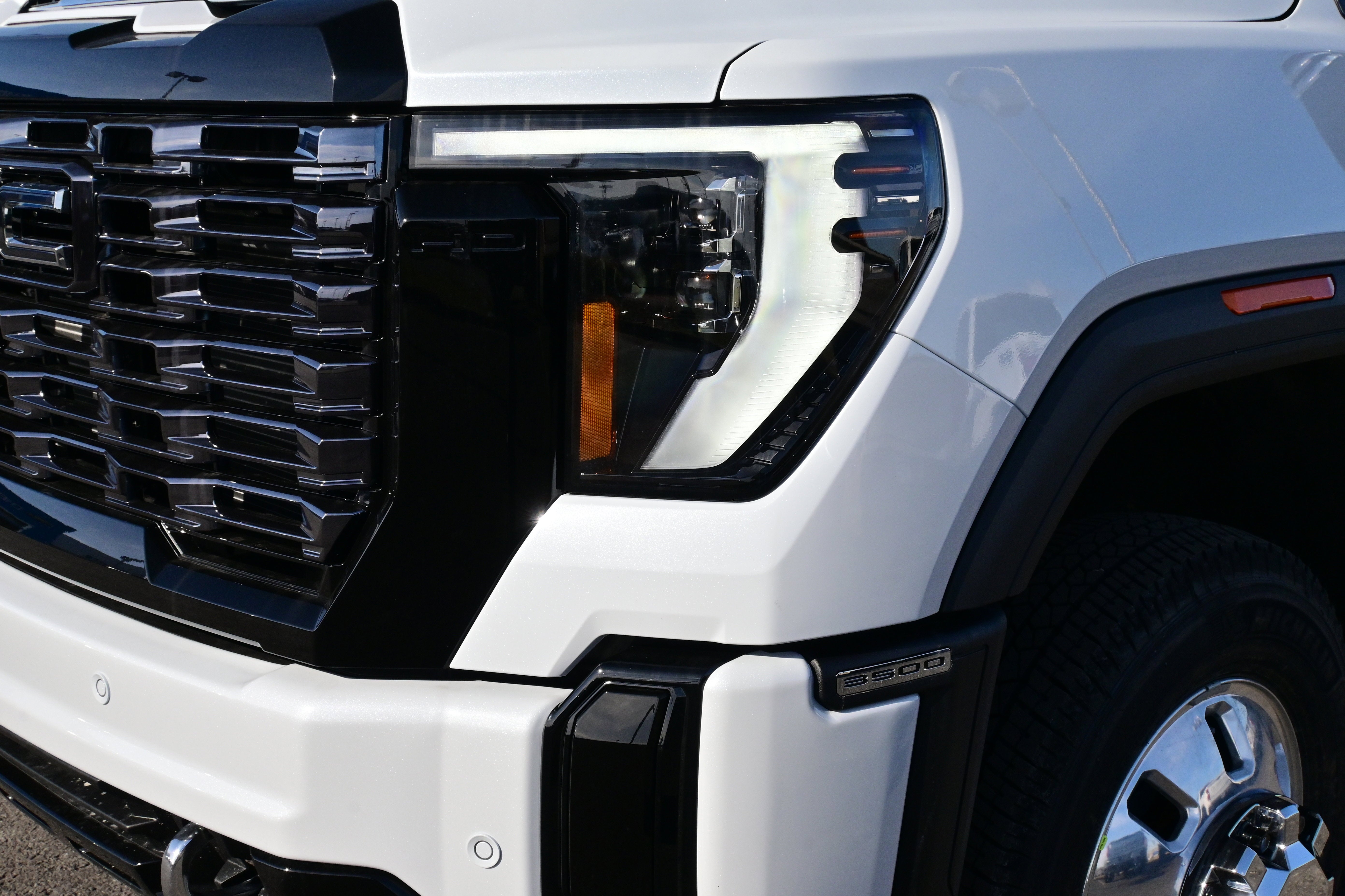 2026 GMC Sierra 3500 HD Denali Ultimate