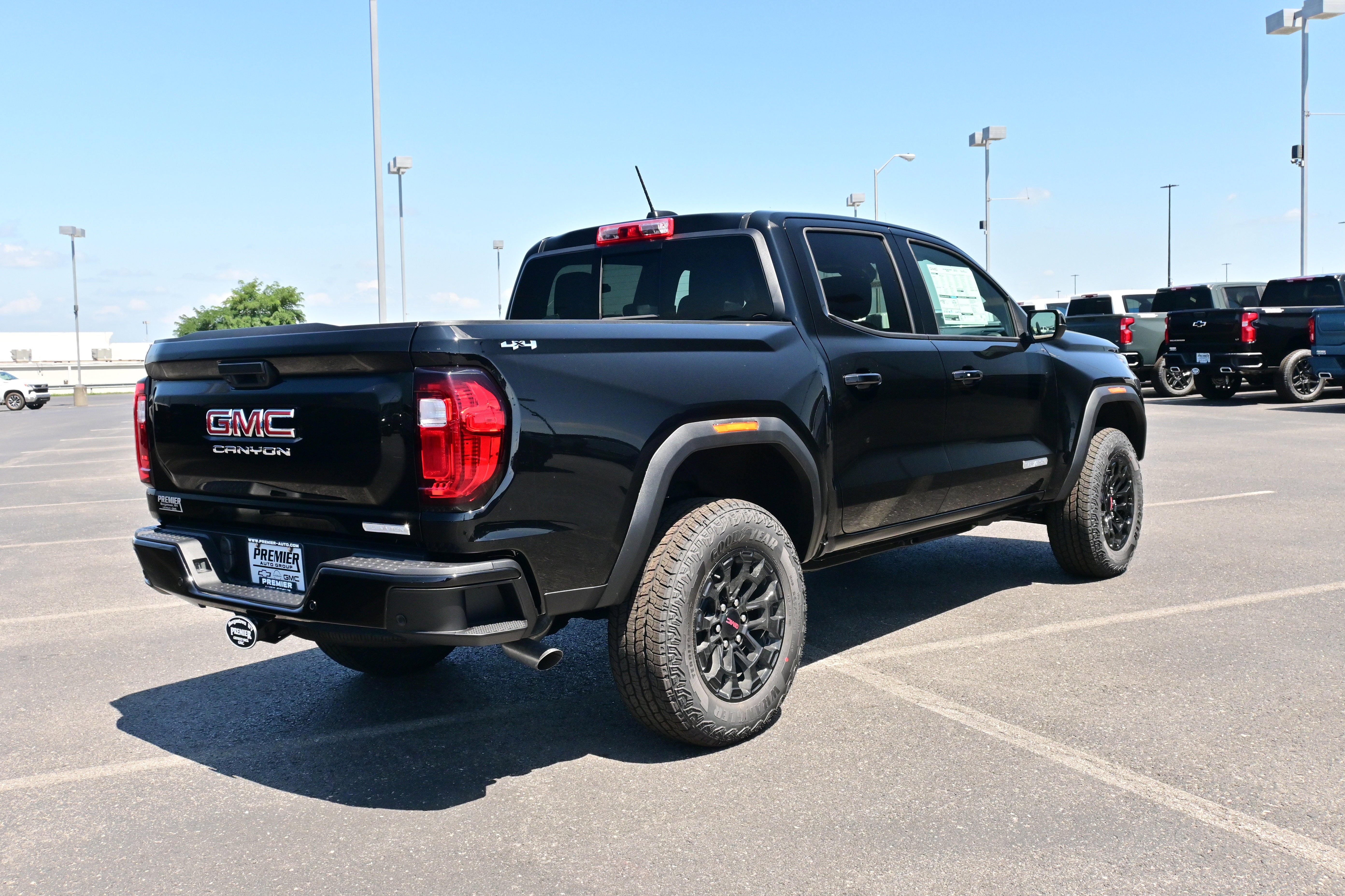 2026 GMC Canyon Elevation