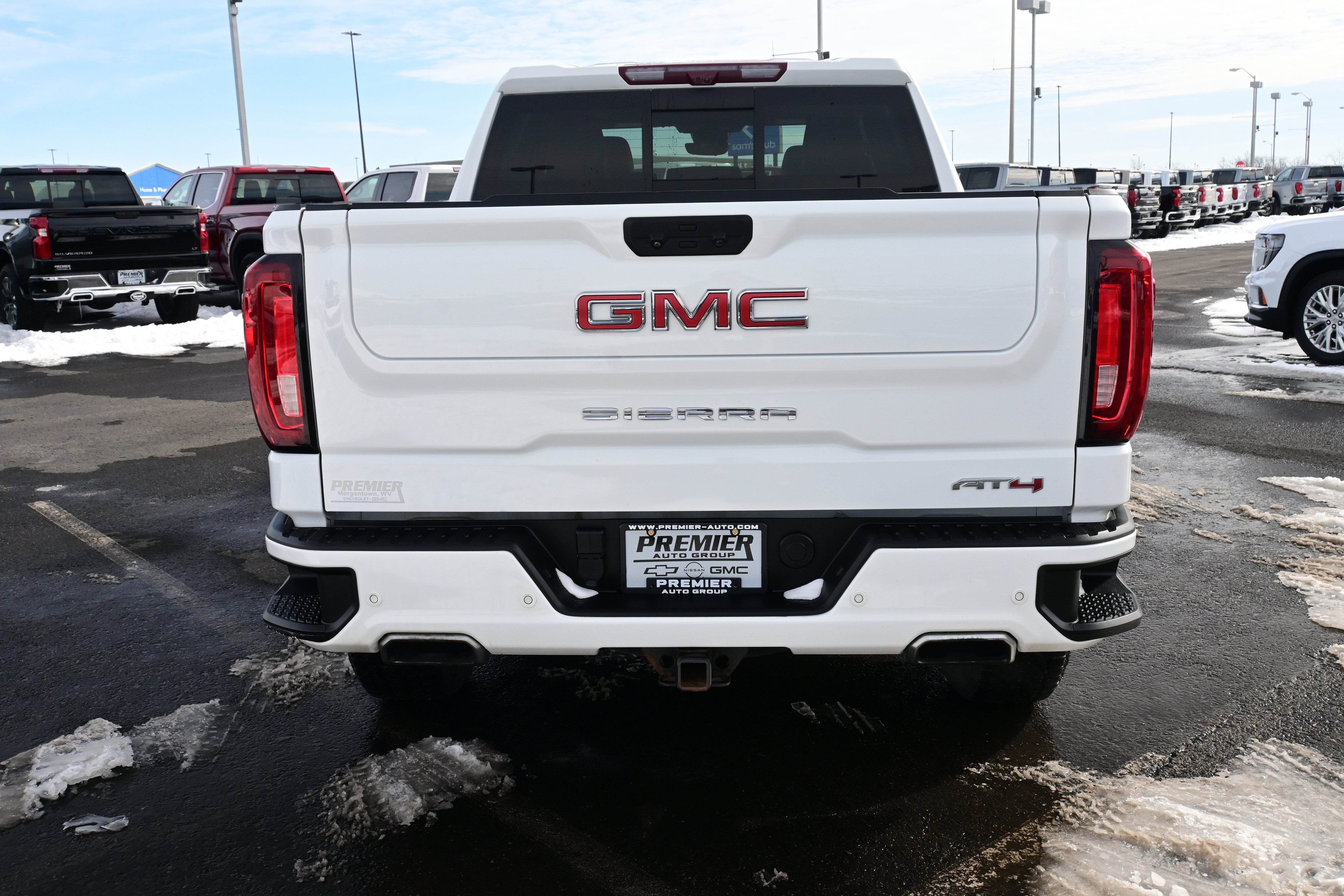 2023 GMC Sierra 1500 AT4