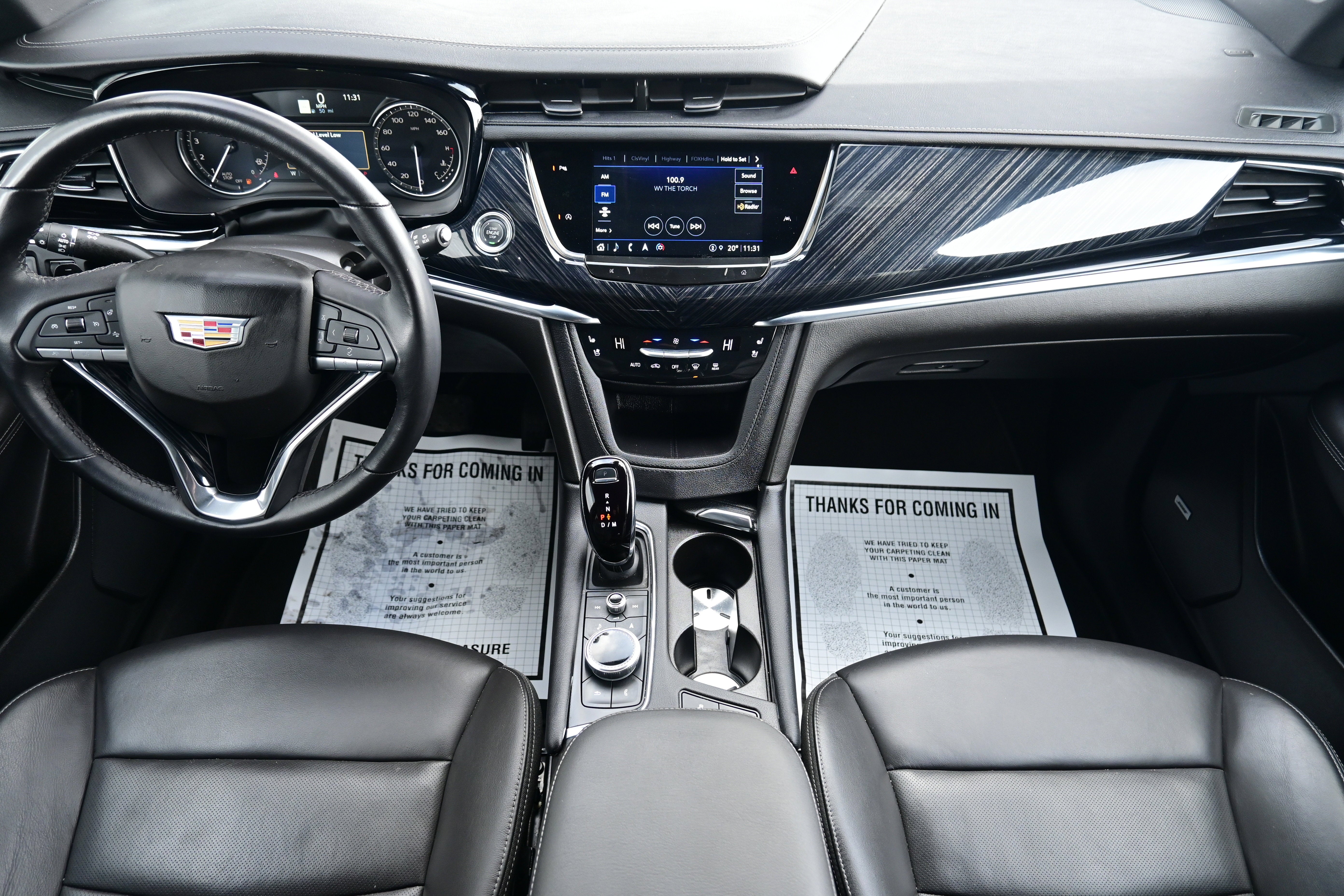 2025 Cadillac XT6 Premium Luxury