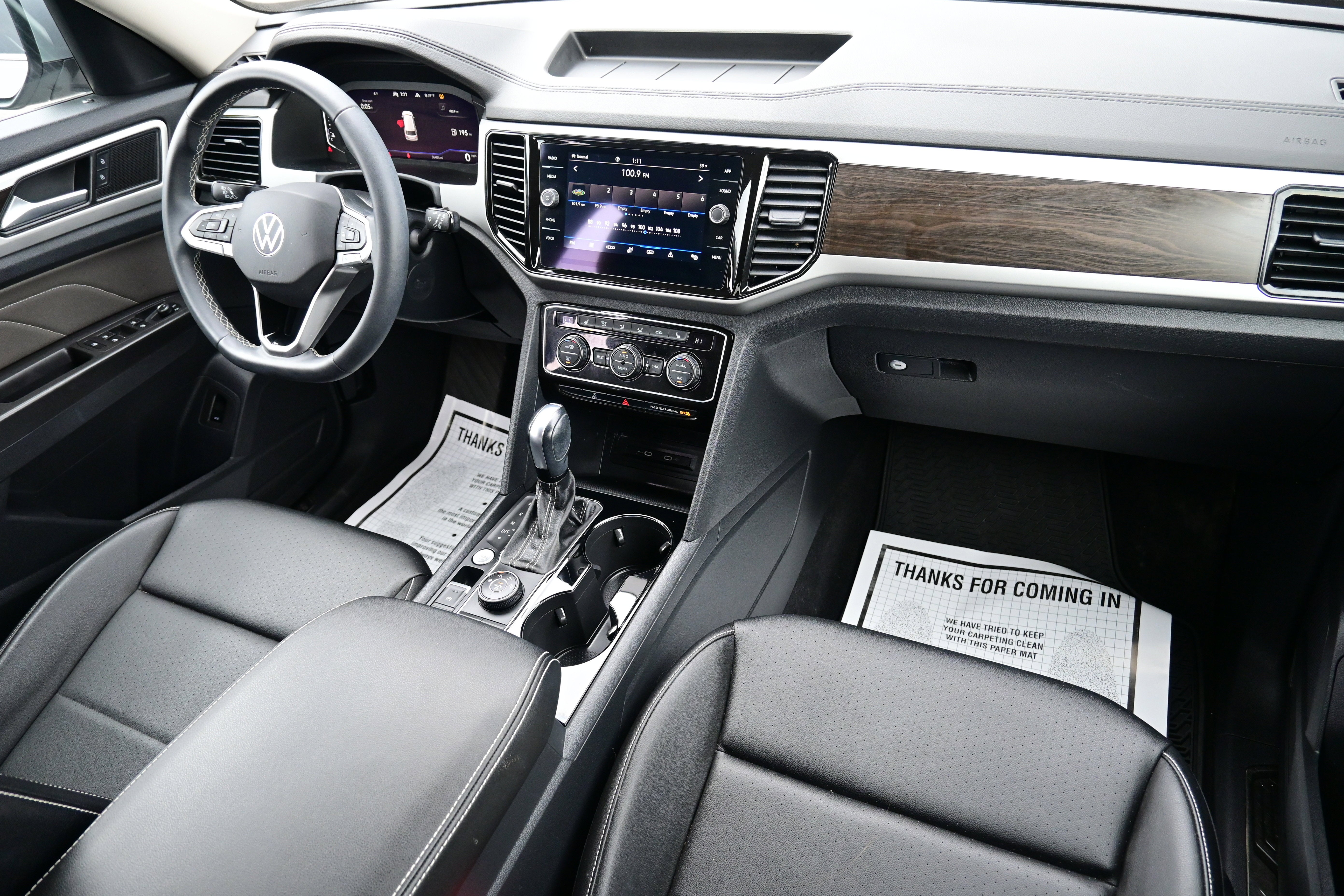 2023 Volkswagen Atlas 3.6L V6 SE w/Technology