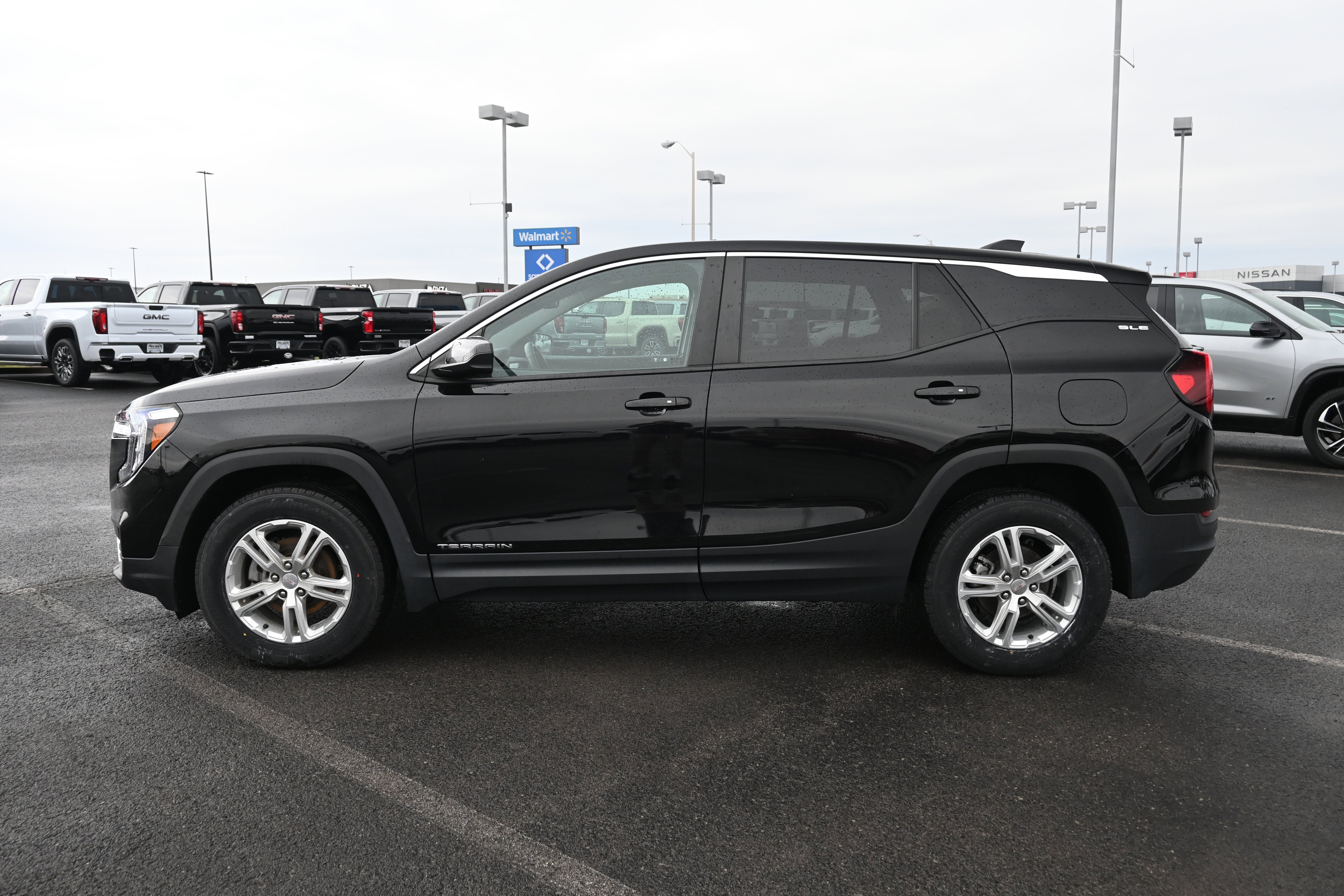 2023 GMC Terrain SLE