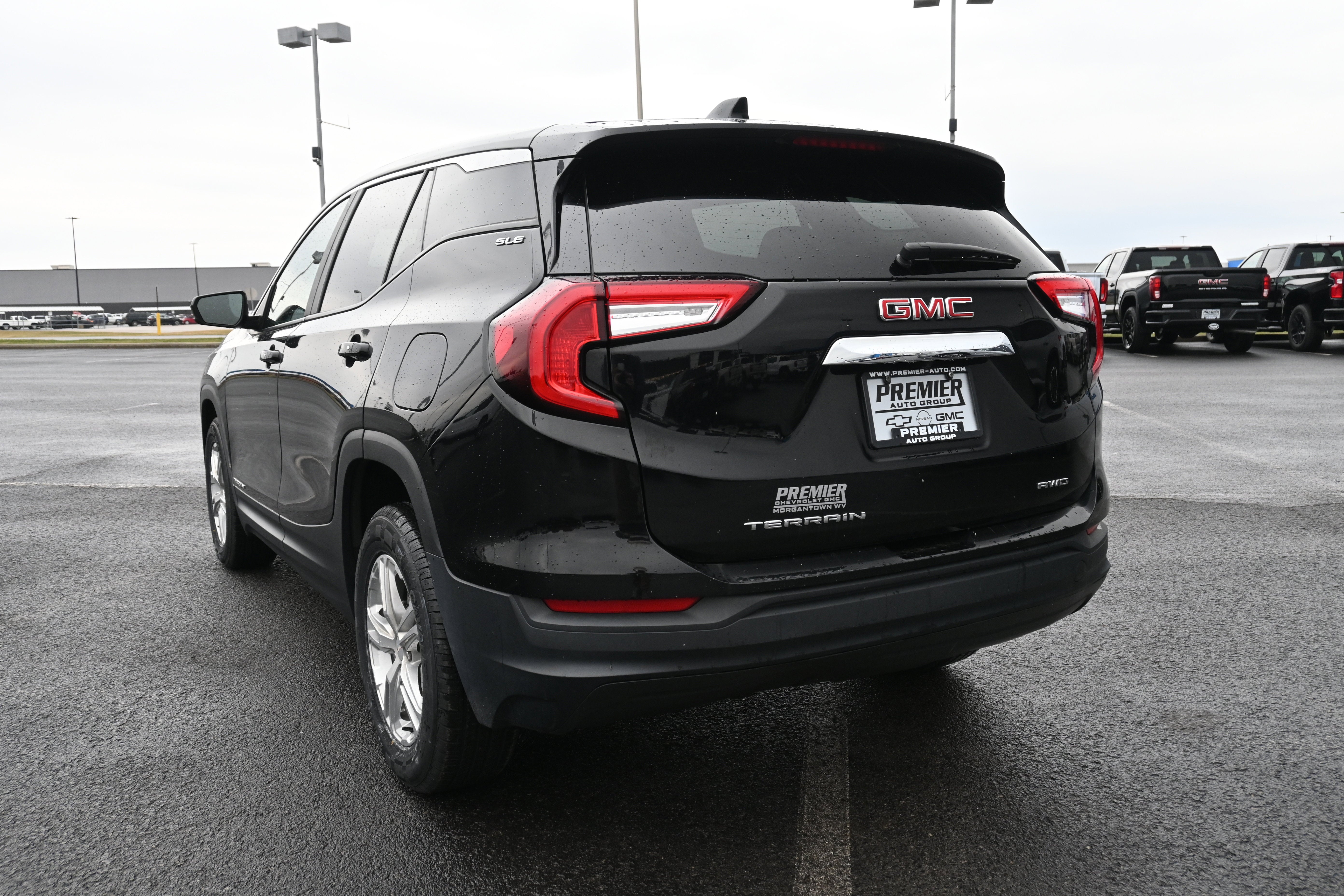 2023 GMC Terrain SLE