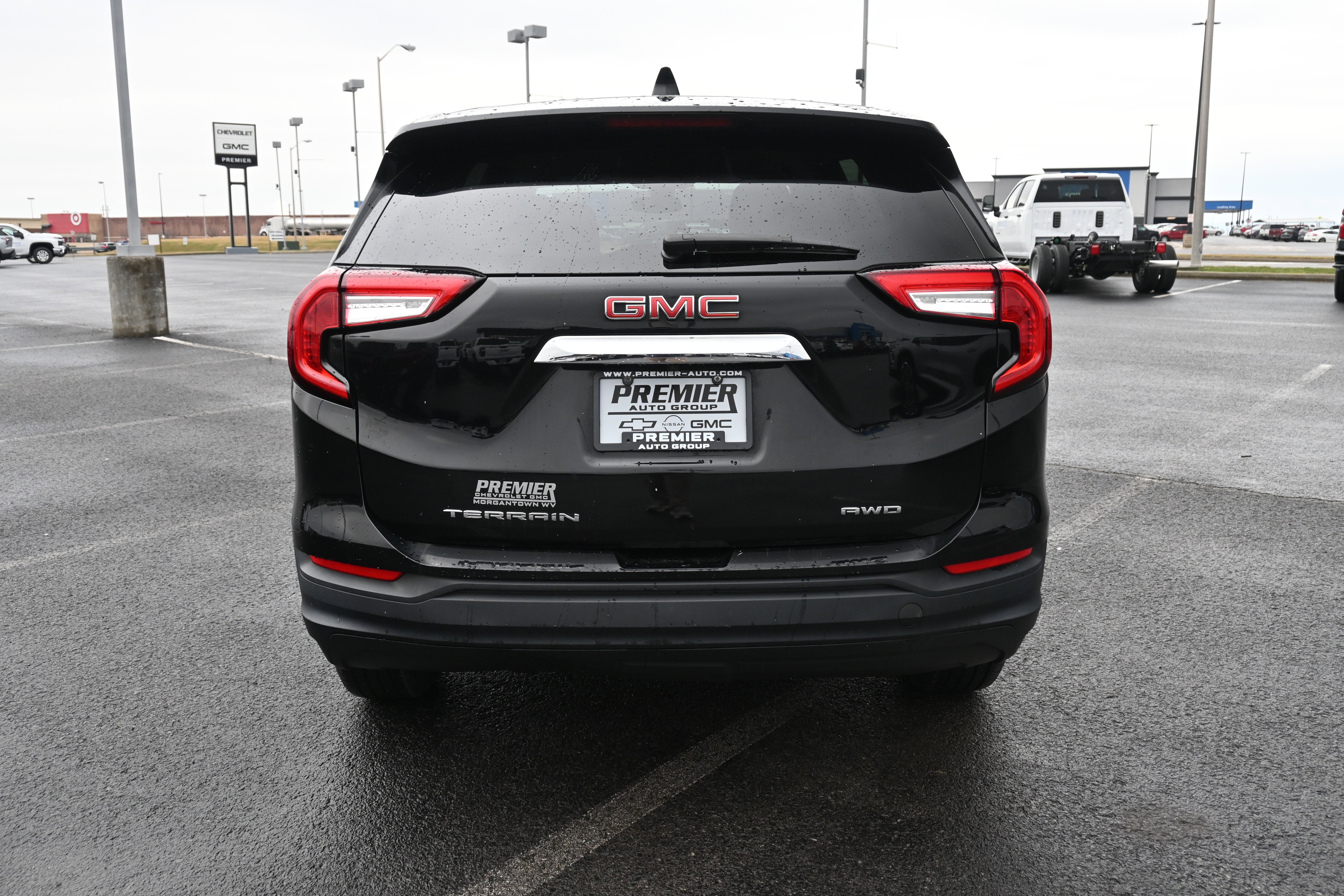 2023 GMC Terrain SLE