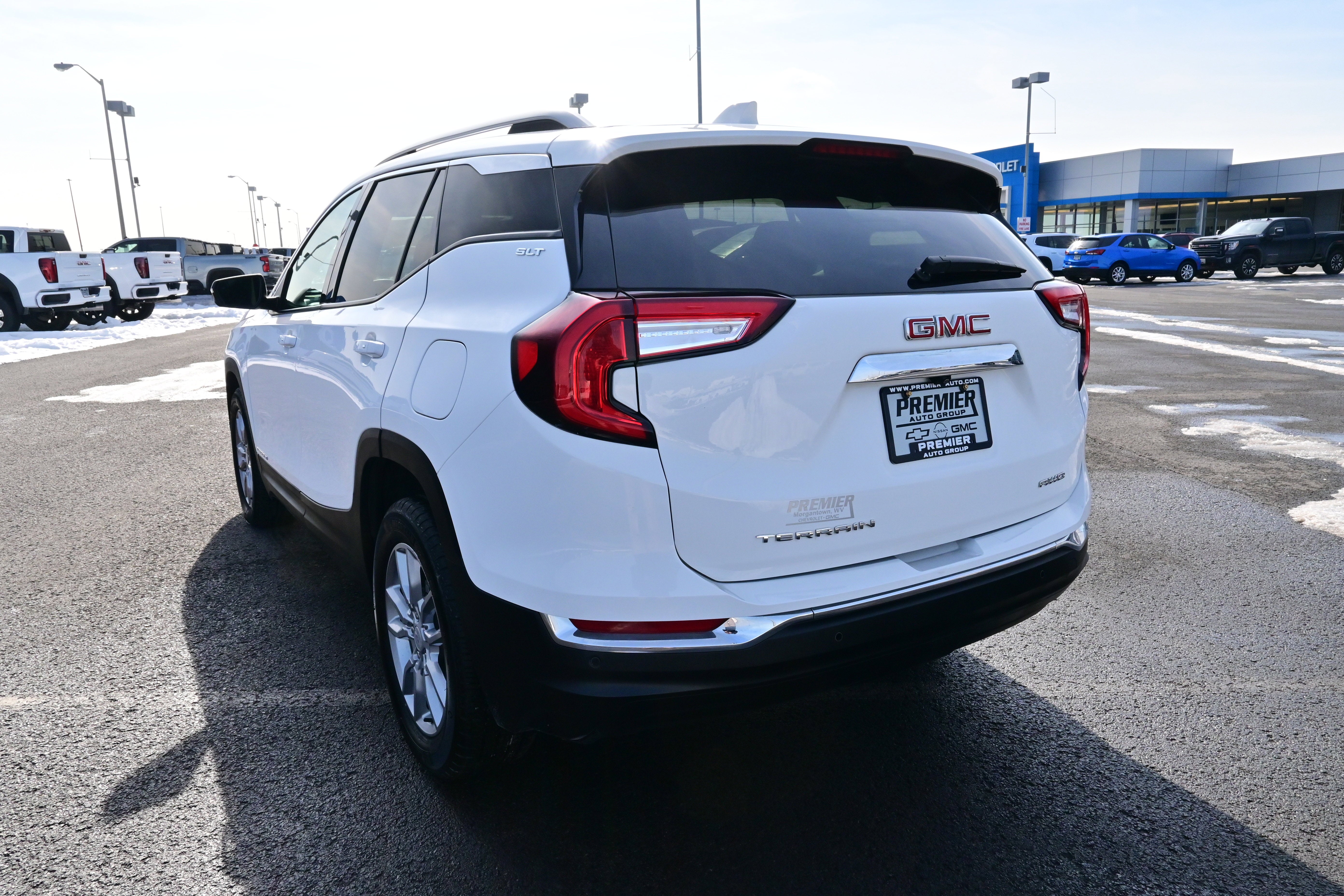 2024 GMC Terrain SLT