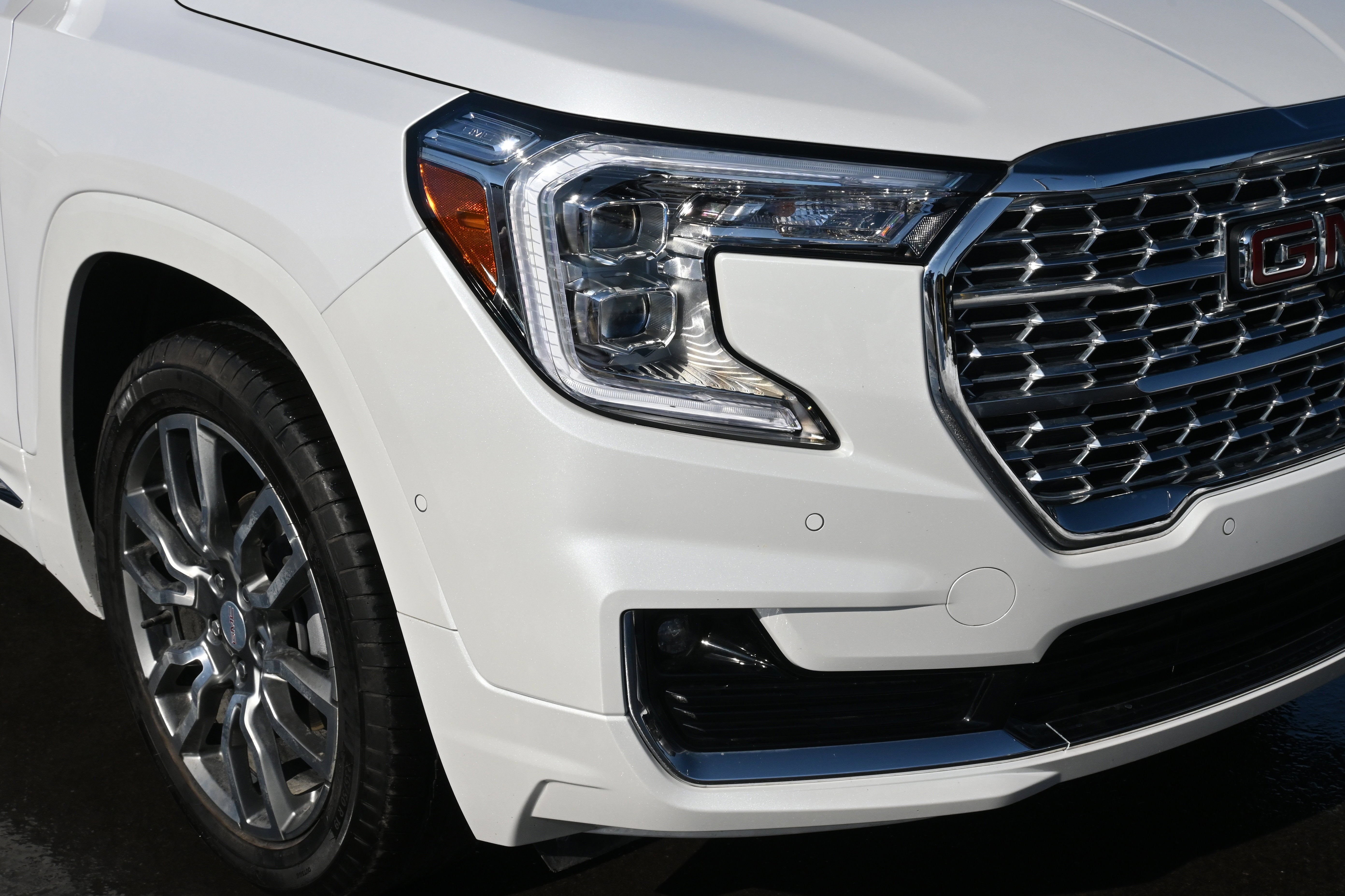 2024 GMC Terrain Denali