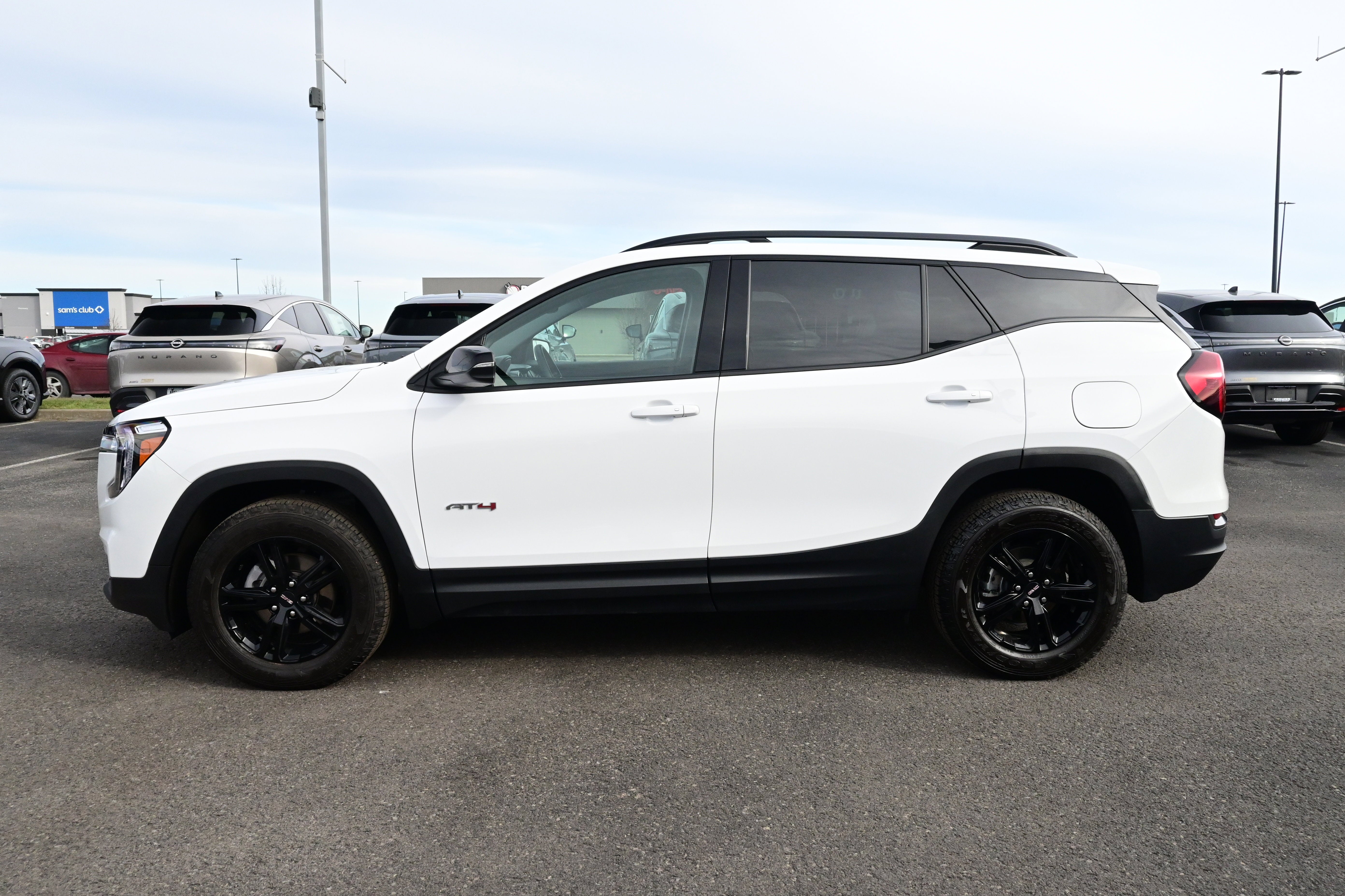 2023 GMC Terrain AT4