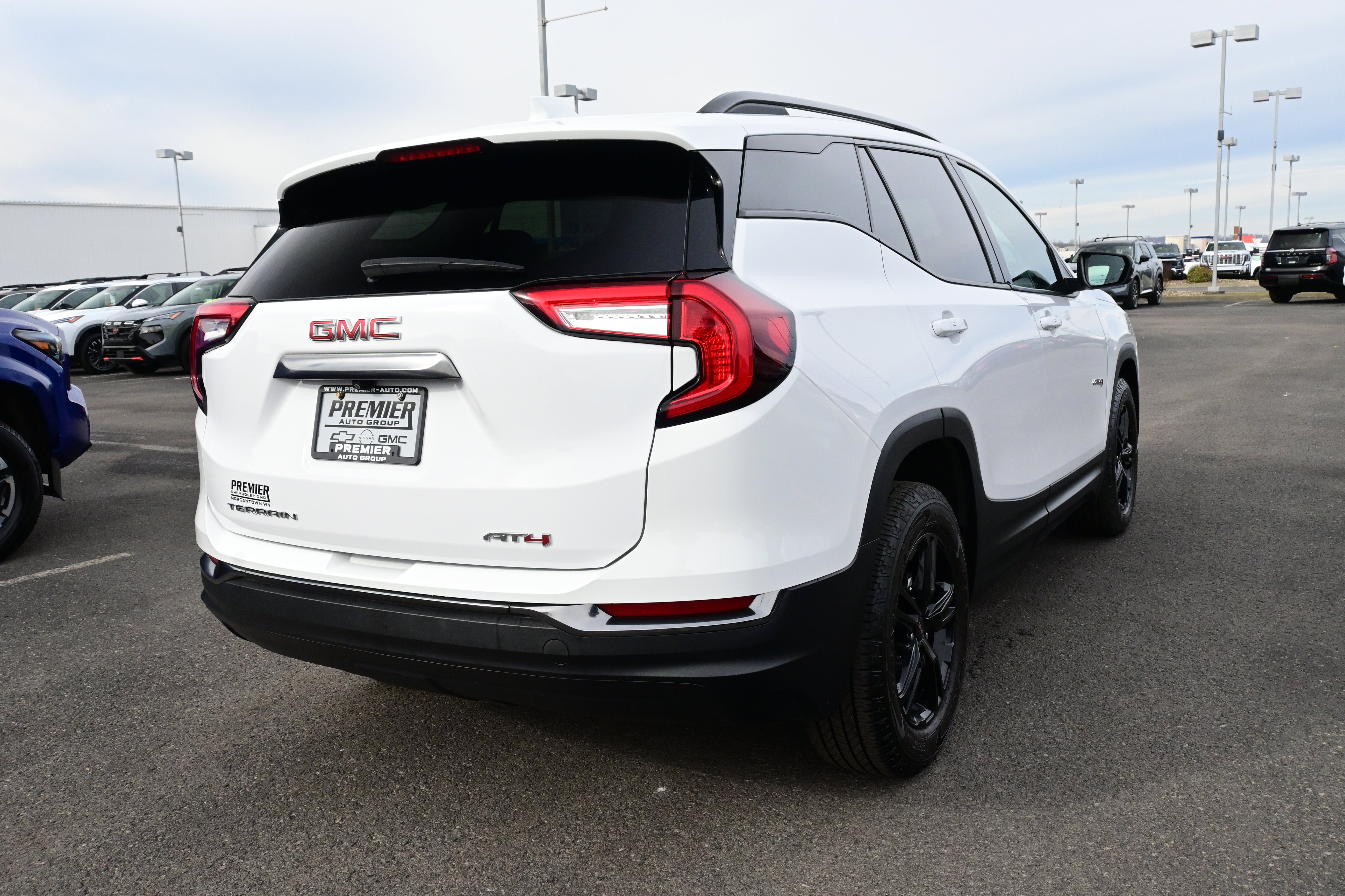 2023 GMC Terrain AT4