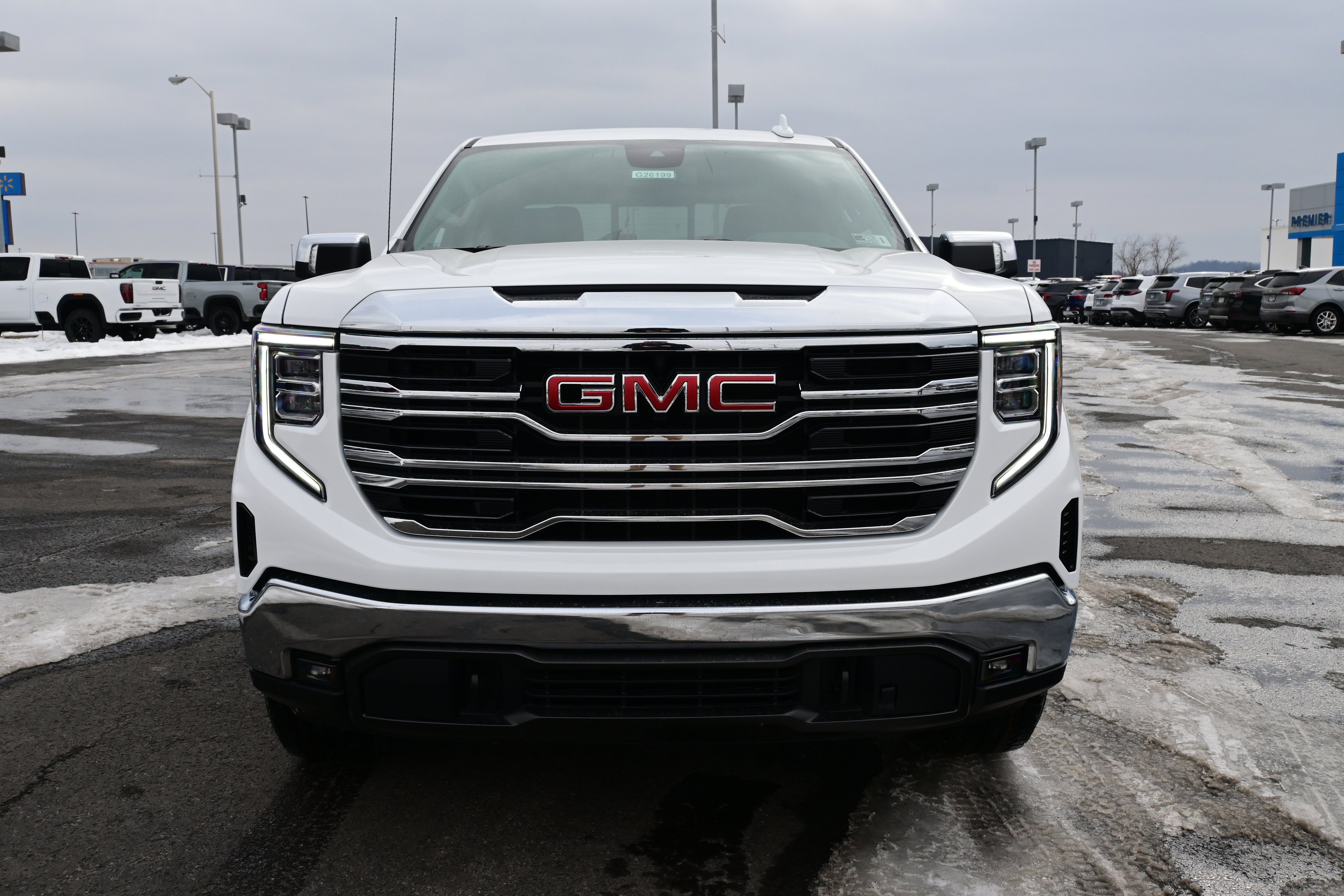 2026 GMC Sierra 1500 SLT