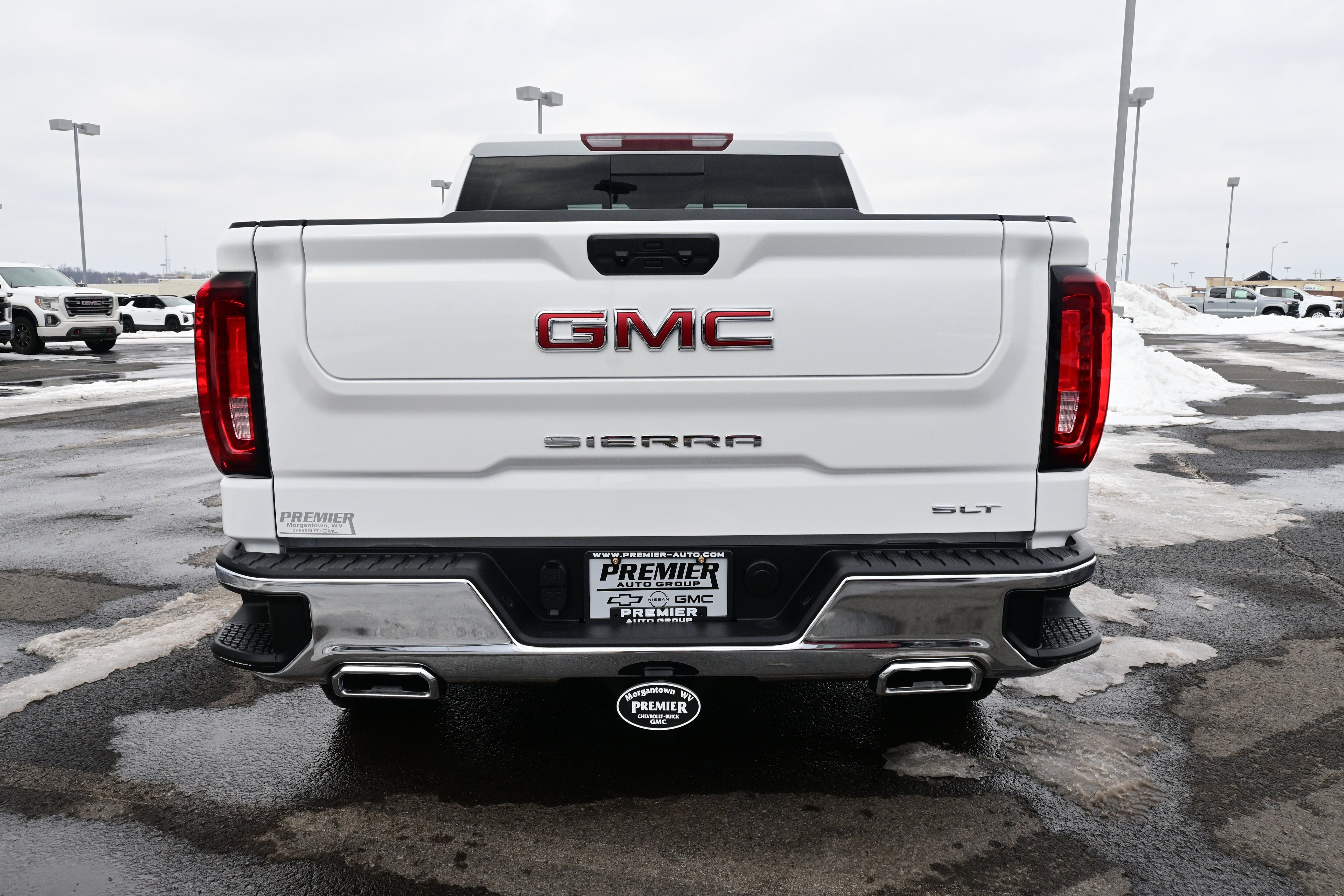 2026 GMC Sierra 1500 SLT