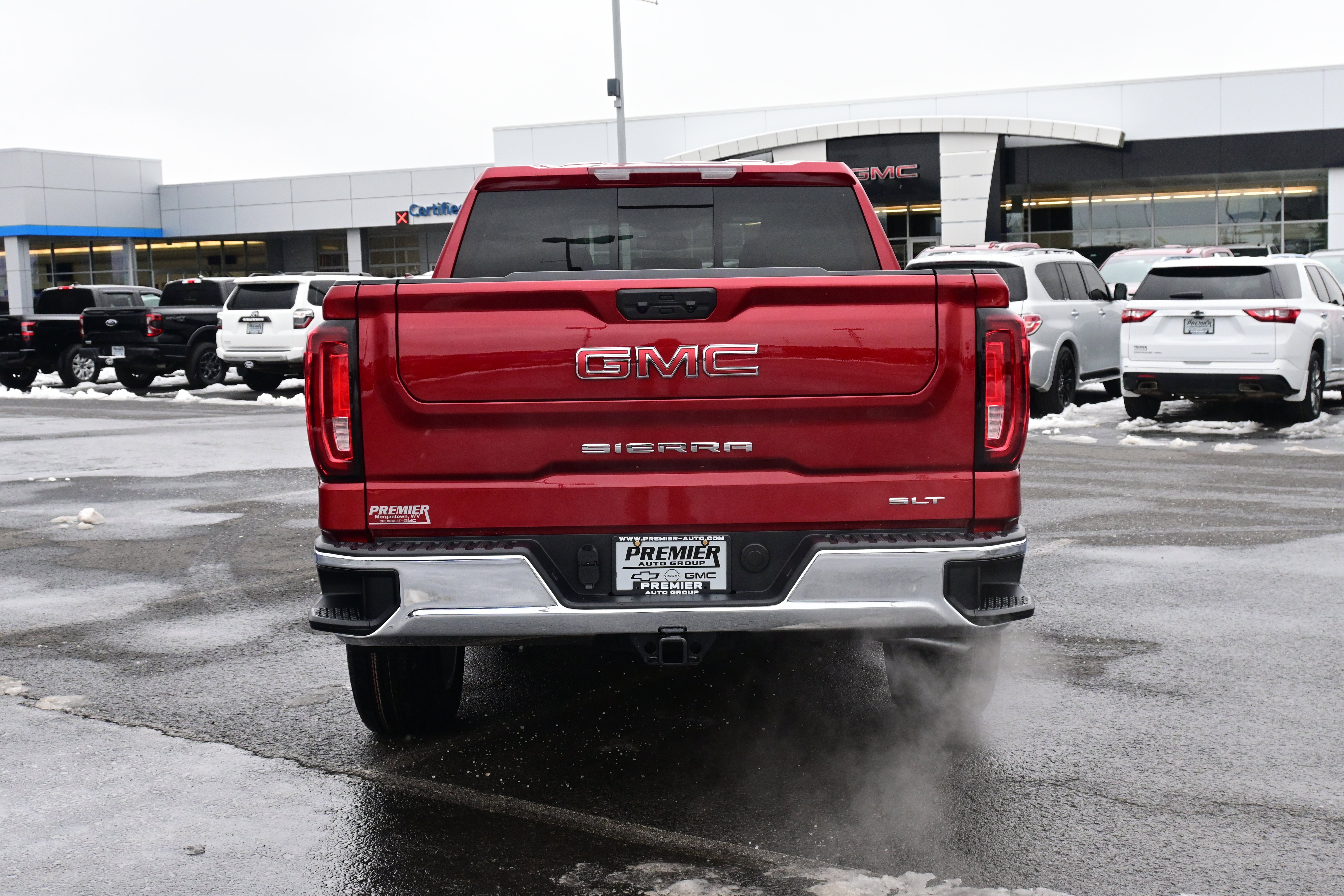 2026 GMC Sierra 1500 SLT