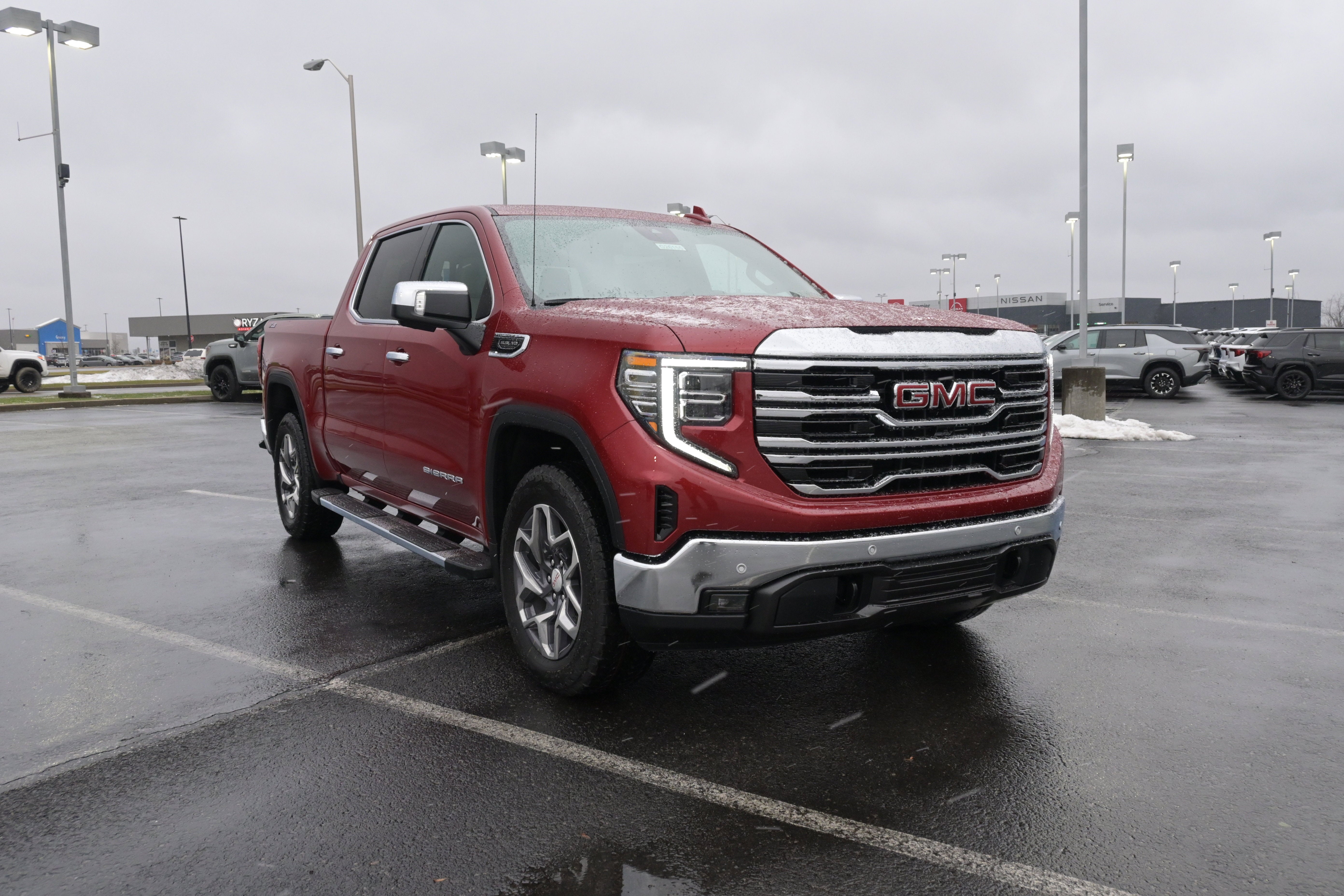 2026 GMC Sierra 1500 SLT