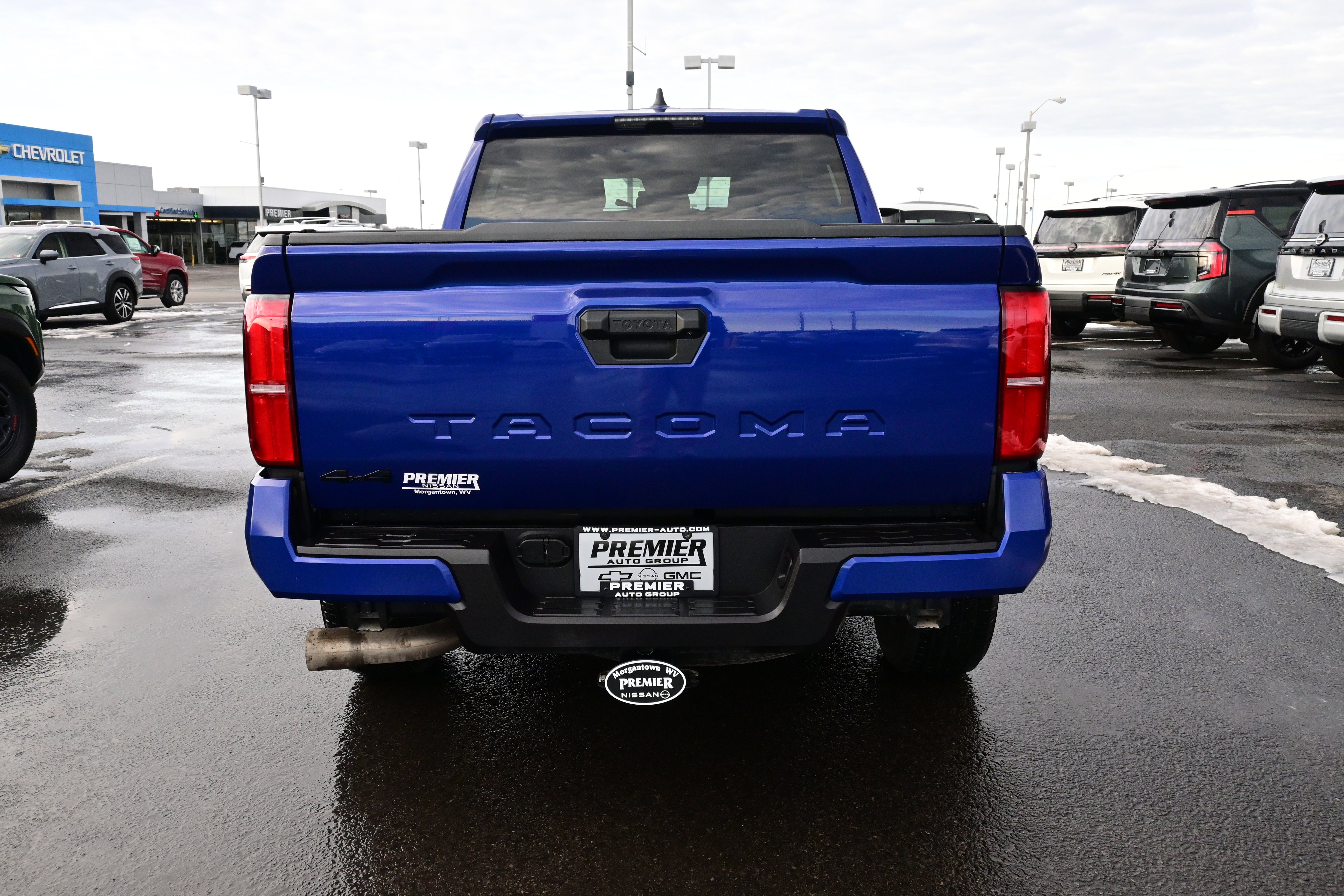 2025 Toyota Tacoma 4WD SR