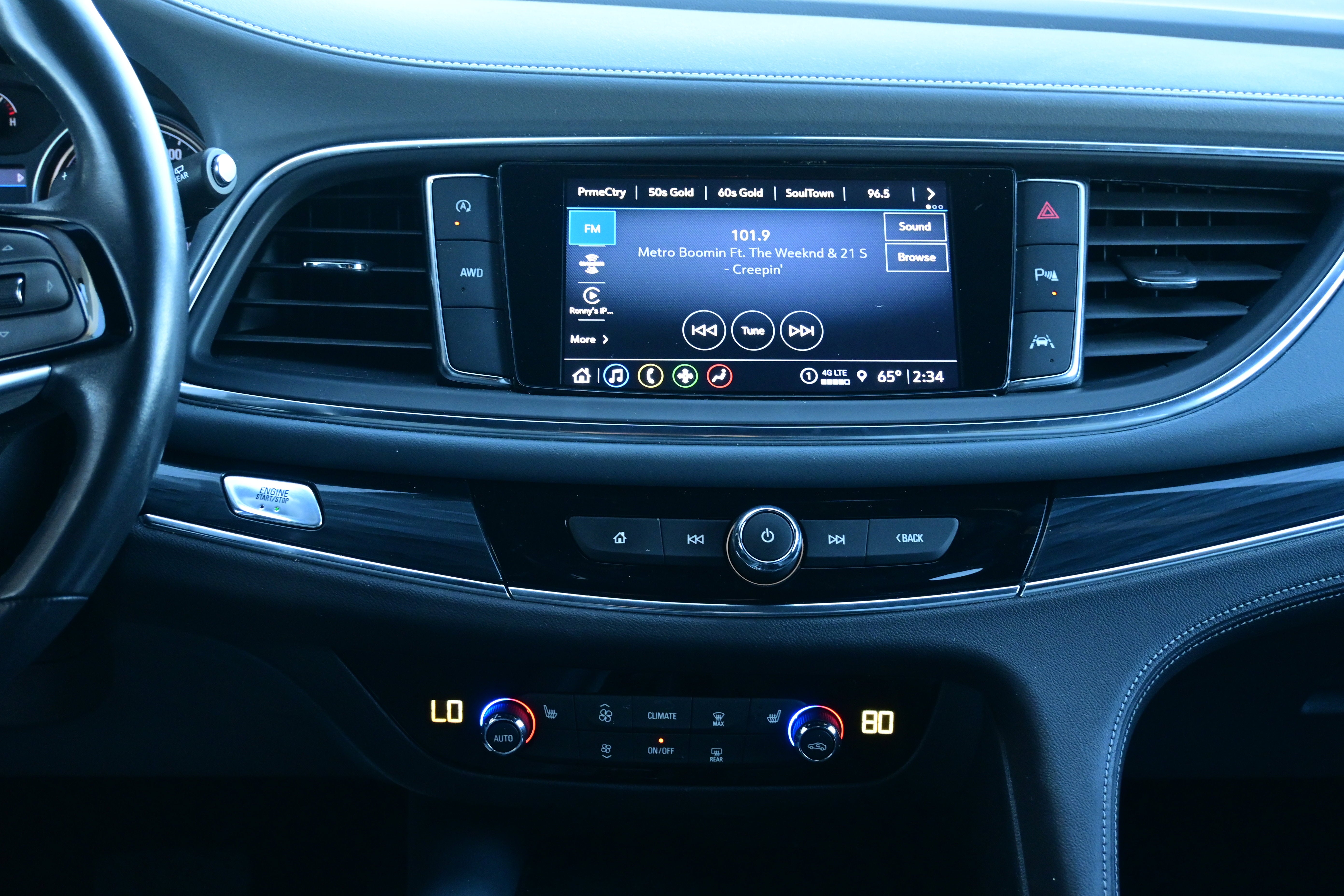 2023 Buick Enclave Essence