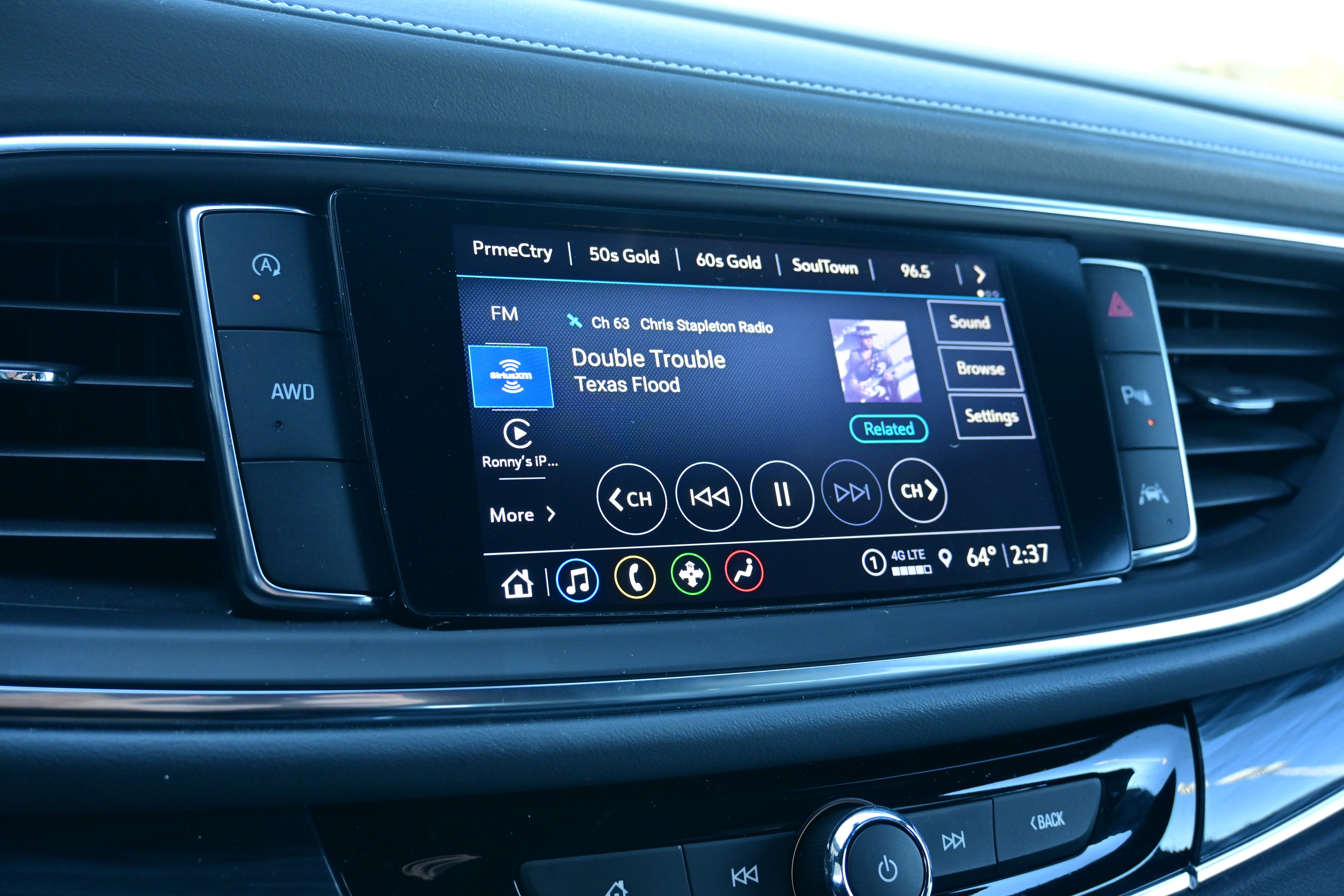 2023 Buick Enclave Essence