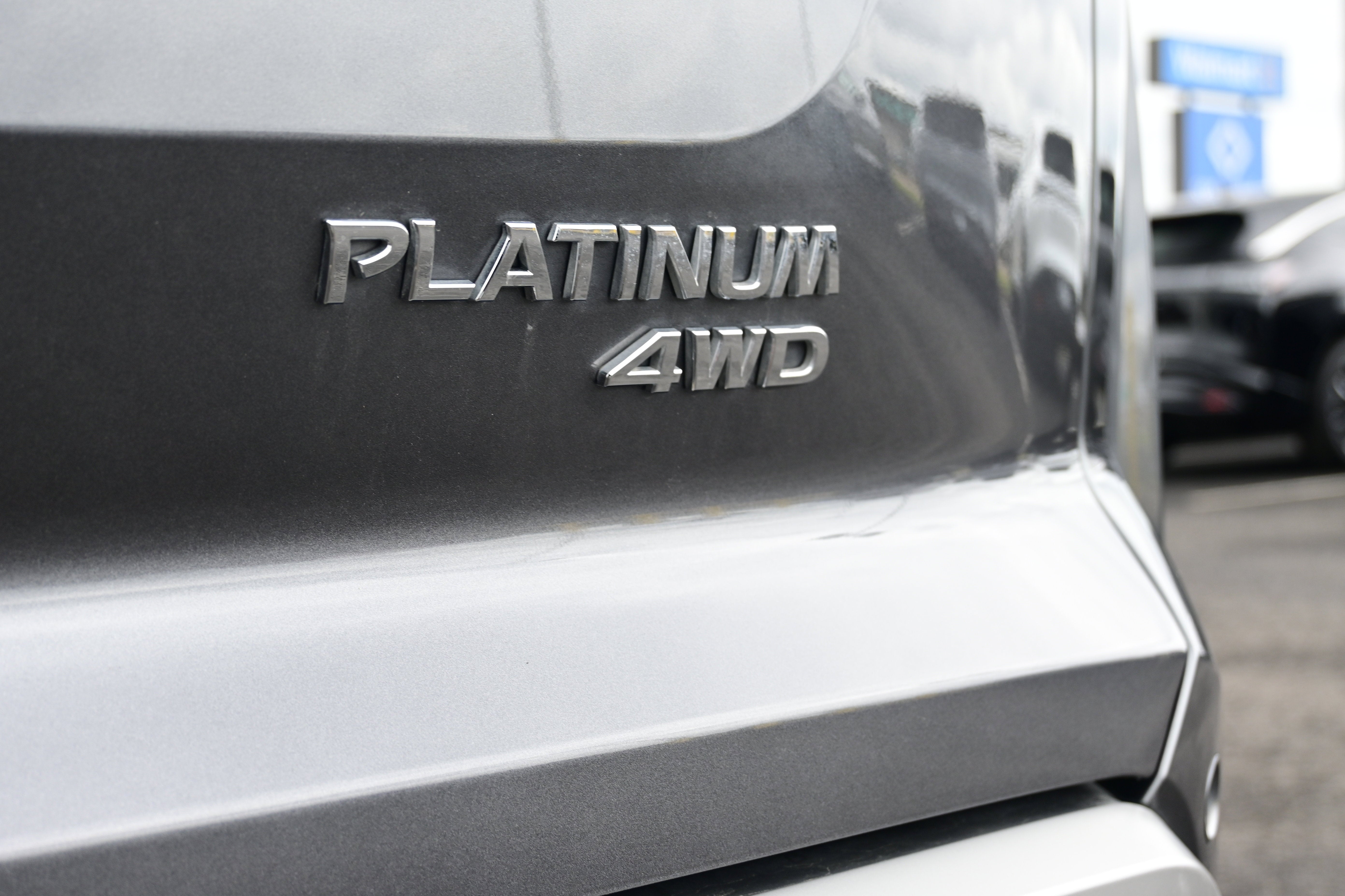 2024 Nissan Pathfinder Platinum