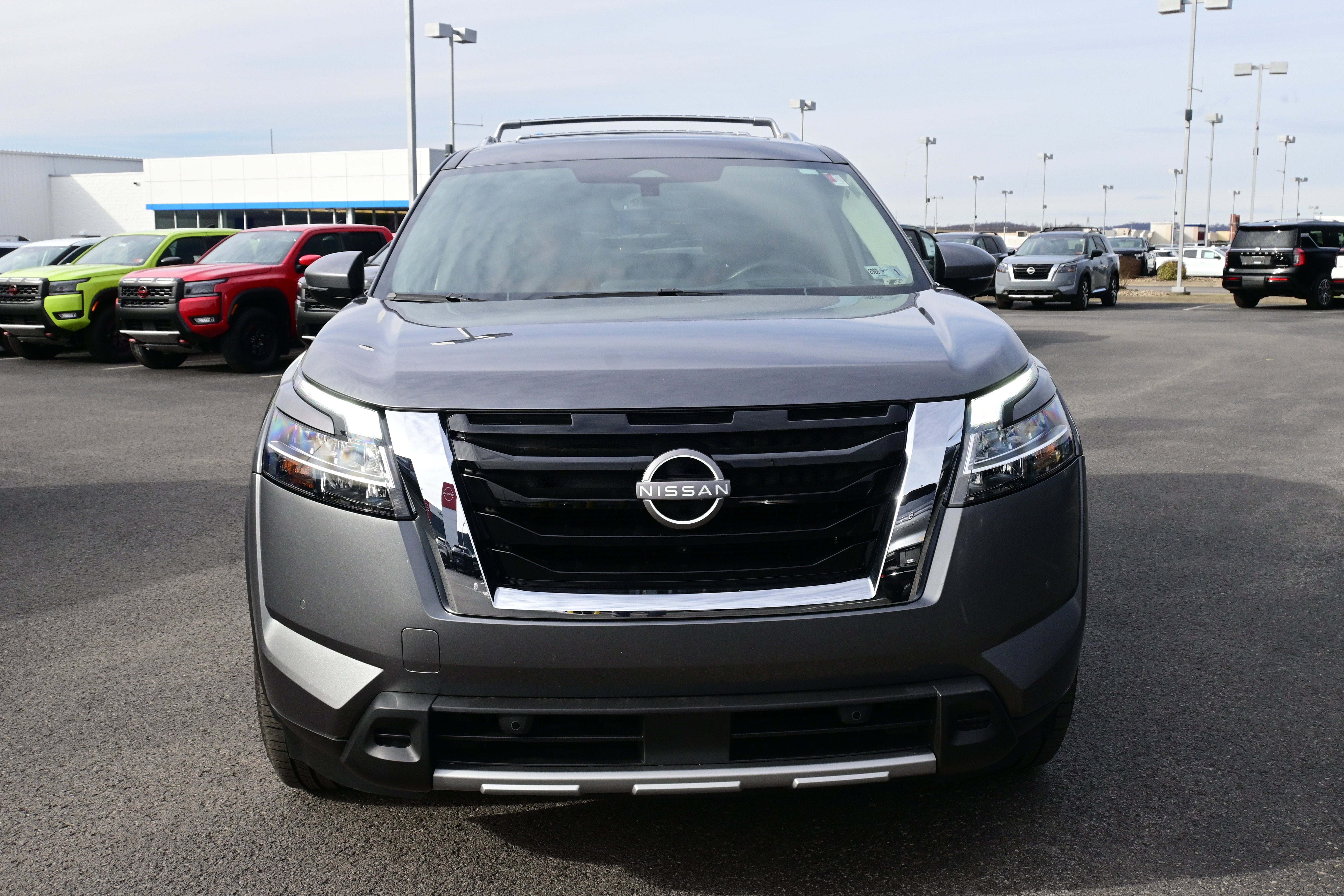 2023 Nissan Pathfinder Platinum