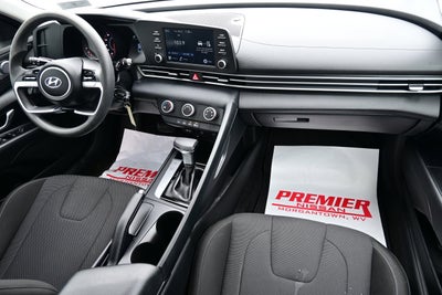 2021 Hyundai Elantra SE