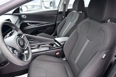 2021 Hyundai Elantra SE