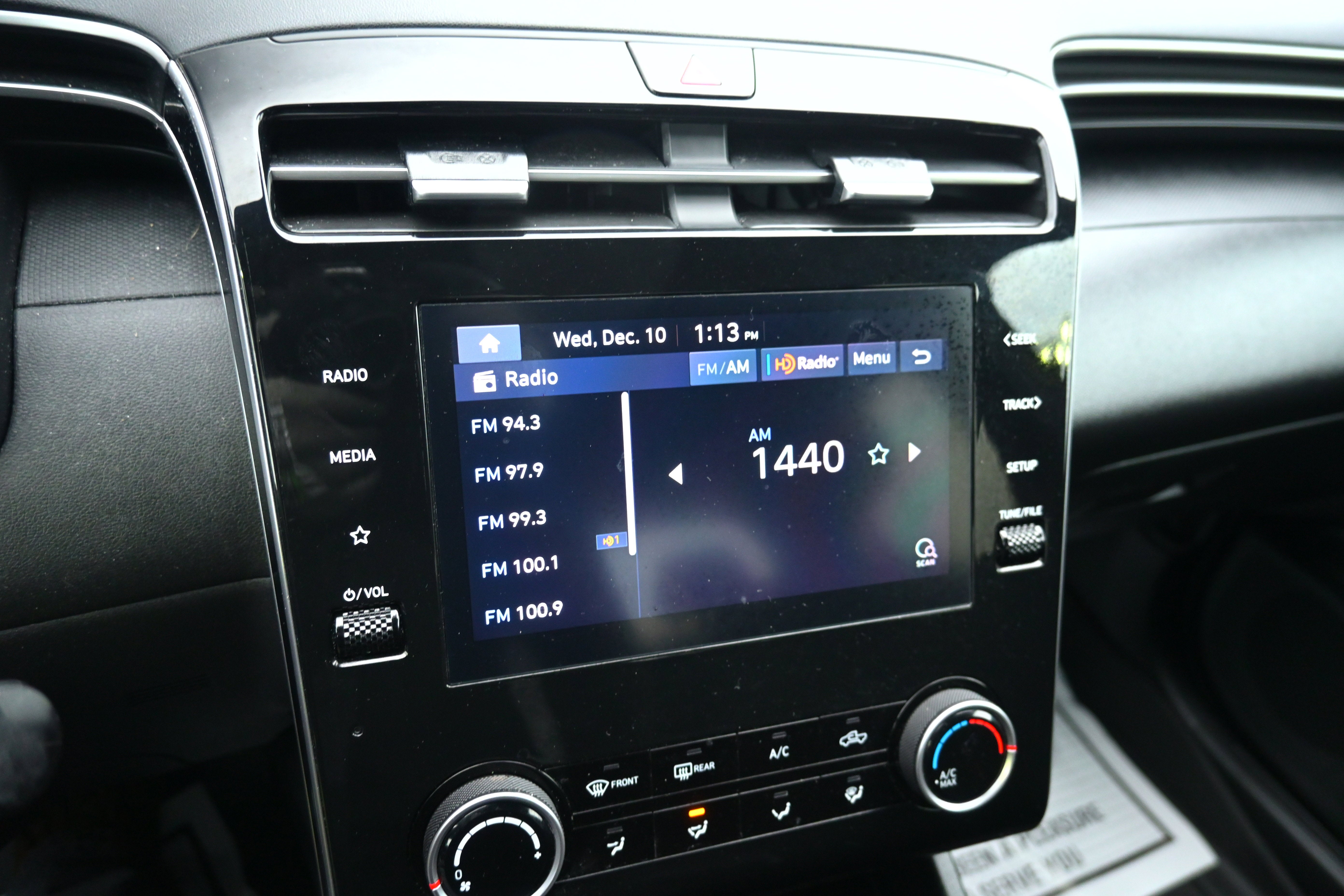 2023 Hyundai Santa Cruz SE