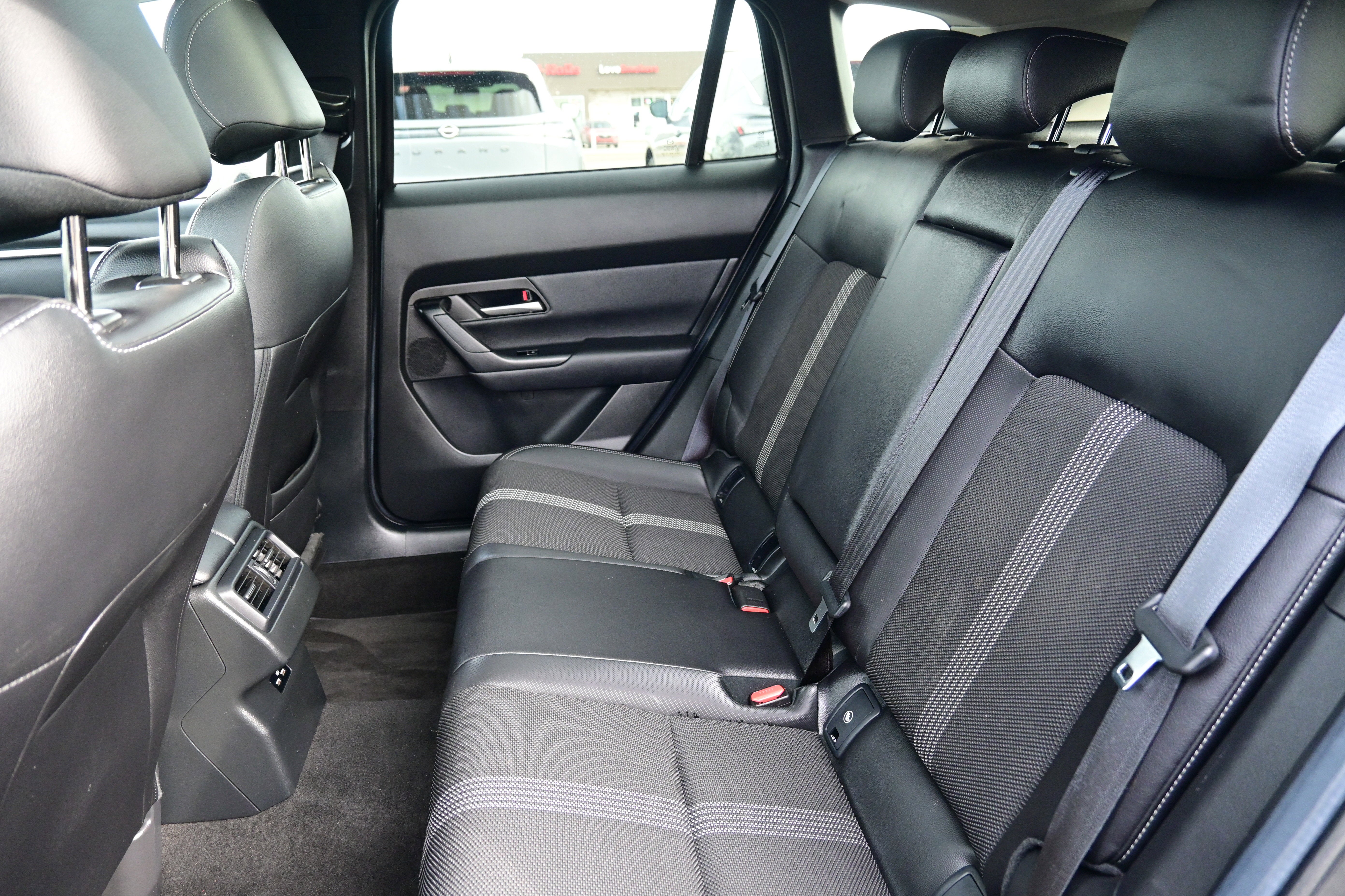 2024 Mazda Mazda CX-50 2.5 S Premium Package