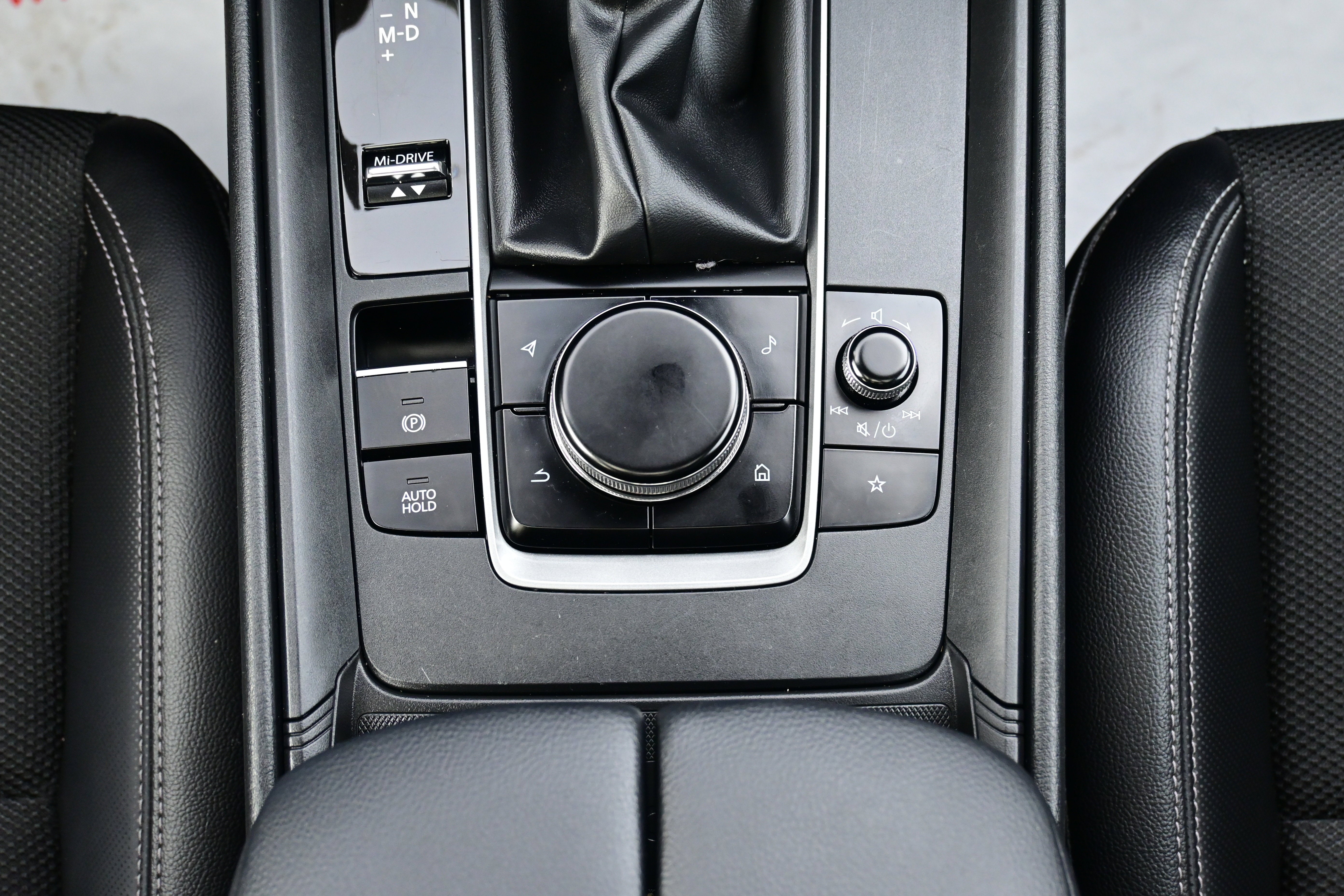 2024 Mazda Mazda CX-50 2.5 S Premium Package