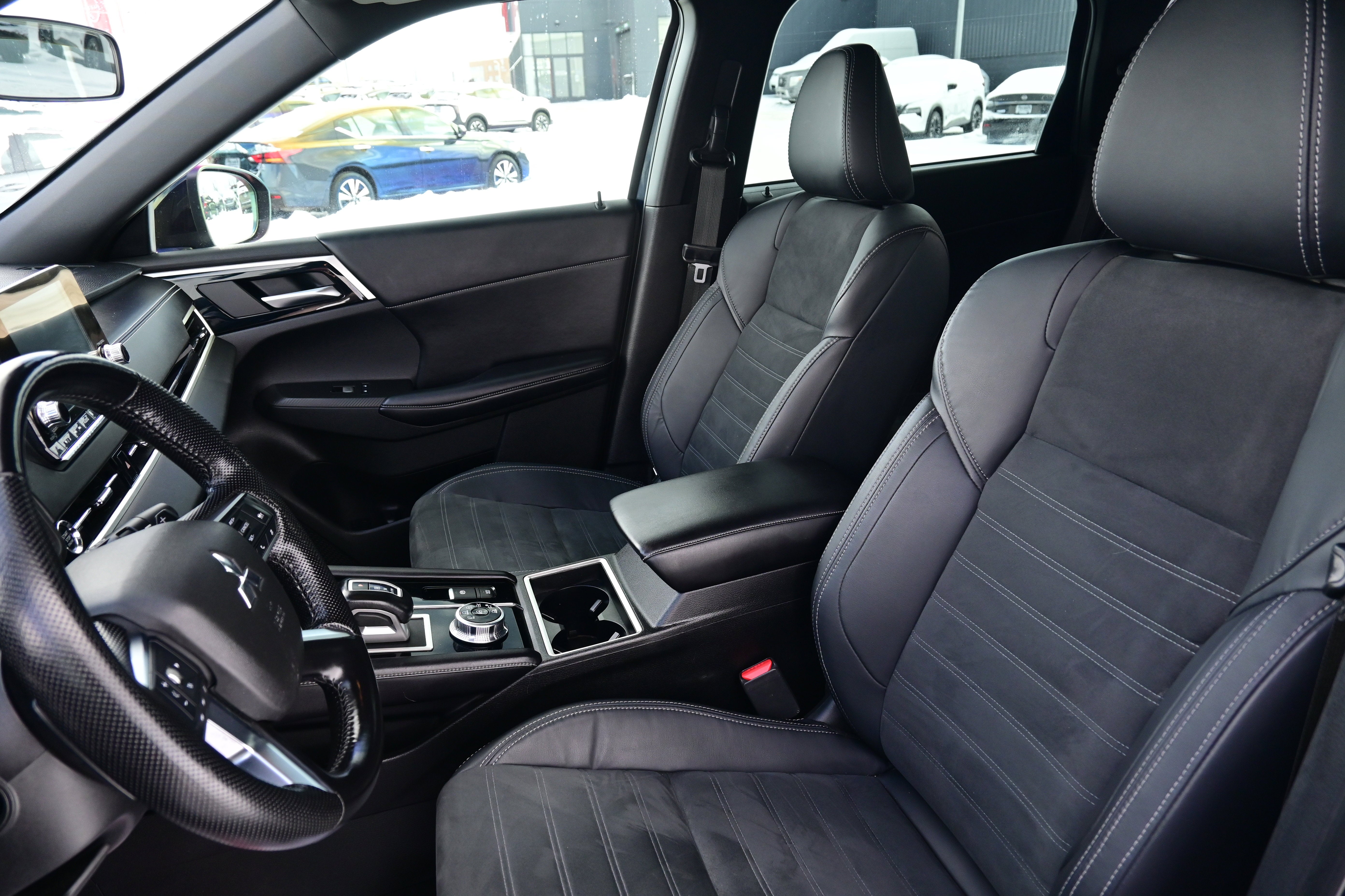 2022 Mitsubishi Outlander SE