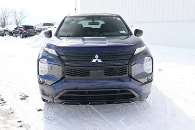 2022 Mitsubishi Outlander SE