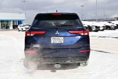 2022 Mitsubishi Outlander SE