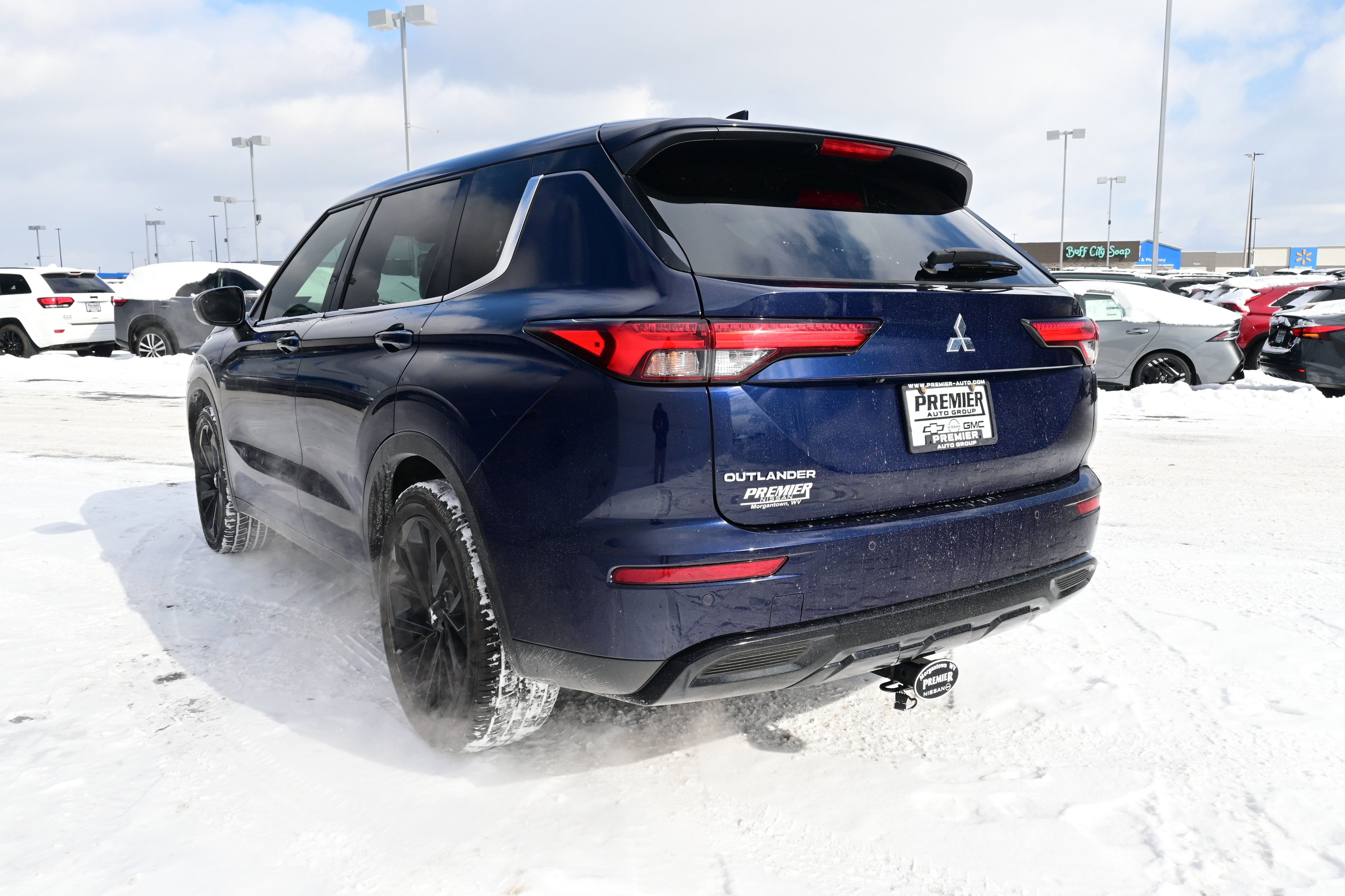 2022 Mitsubishi Outlander SE