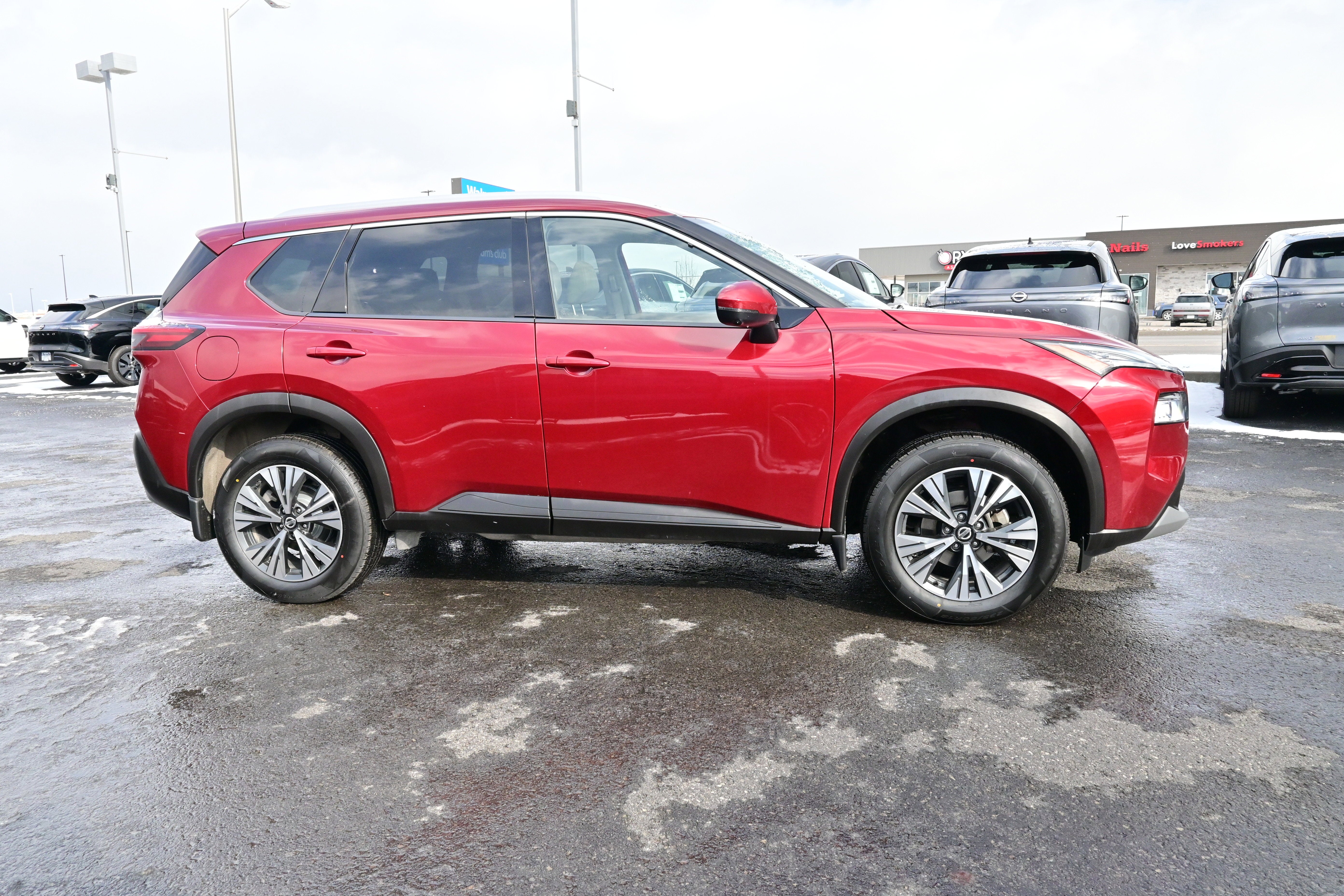 2021 Nissan Rogue SV