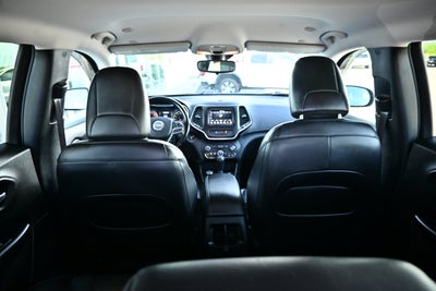 2020 Jeep Cherokee Lux