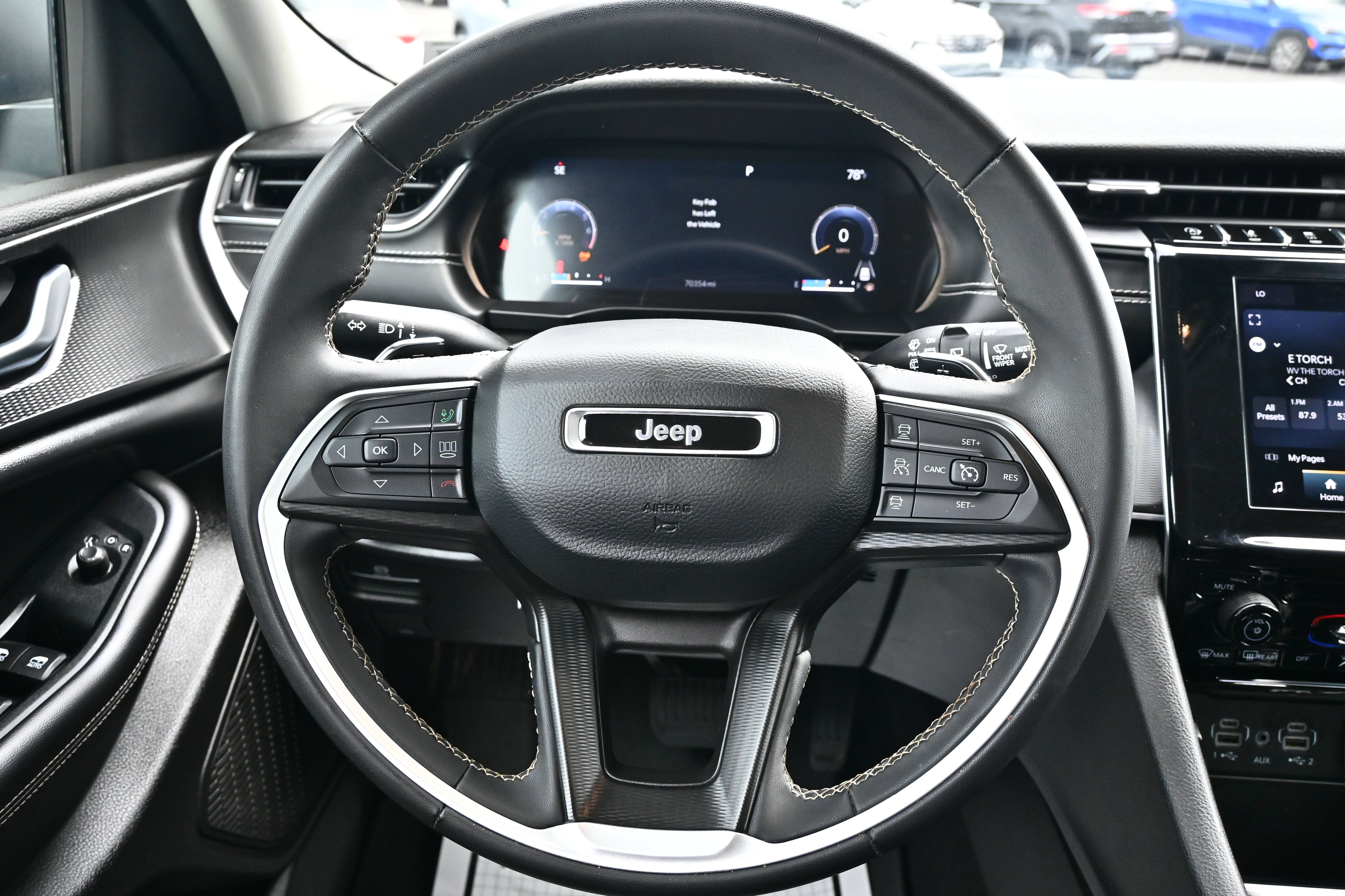 2024 Jeep Grand Cherokee L Laredo