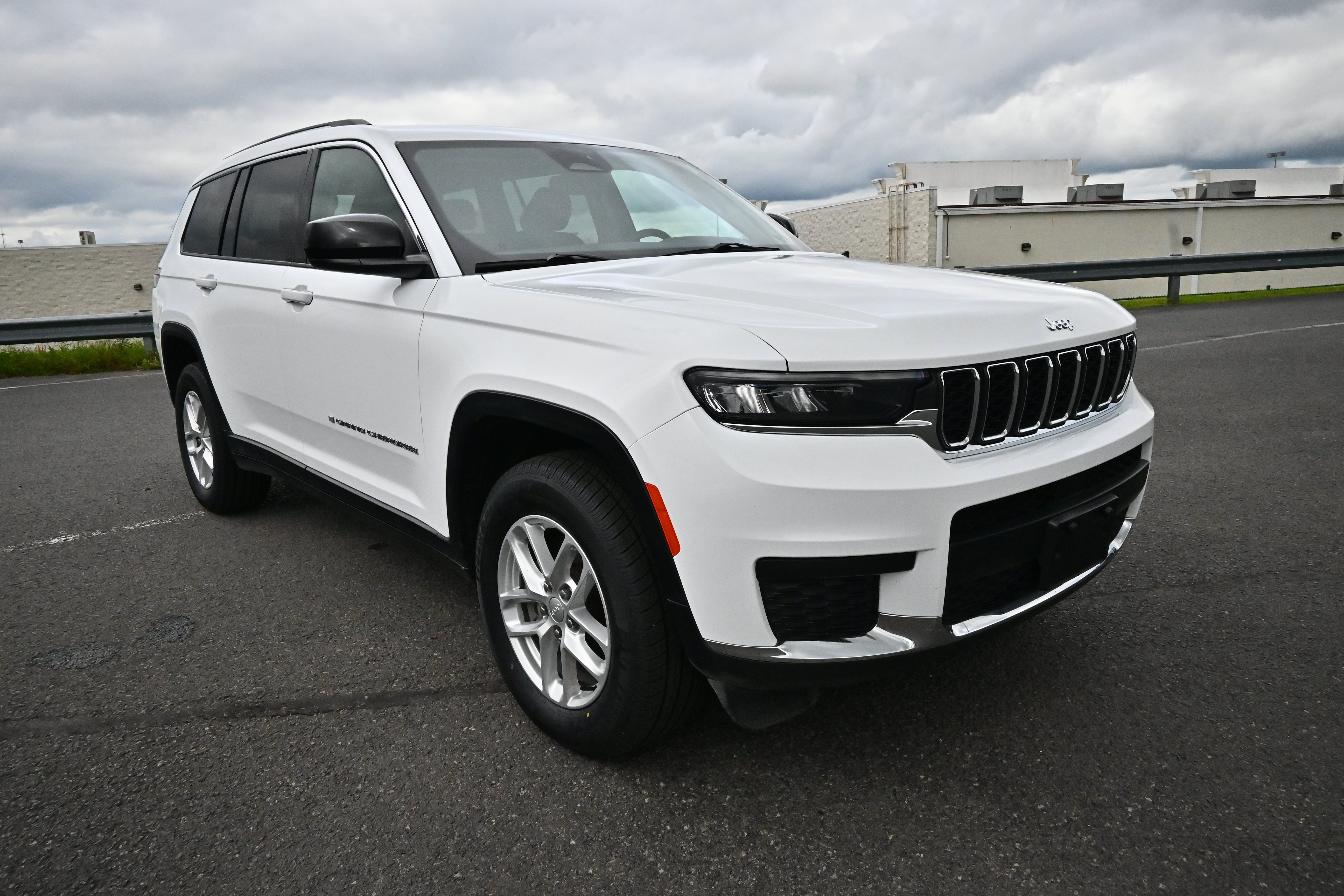 2024 Jeep Grand Cherokee L Laredo