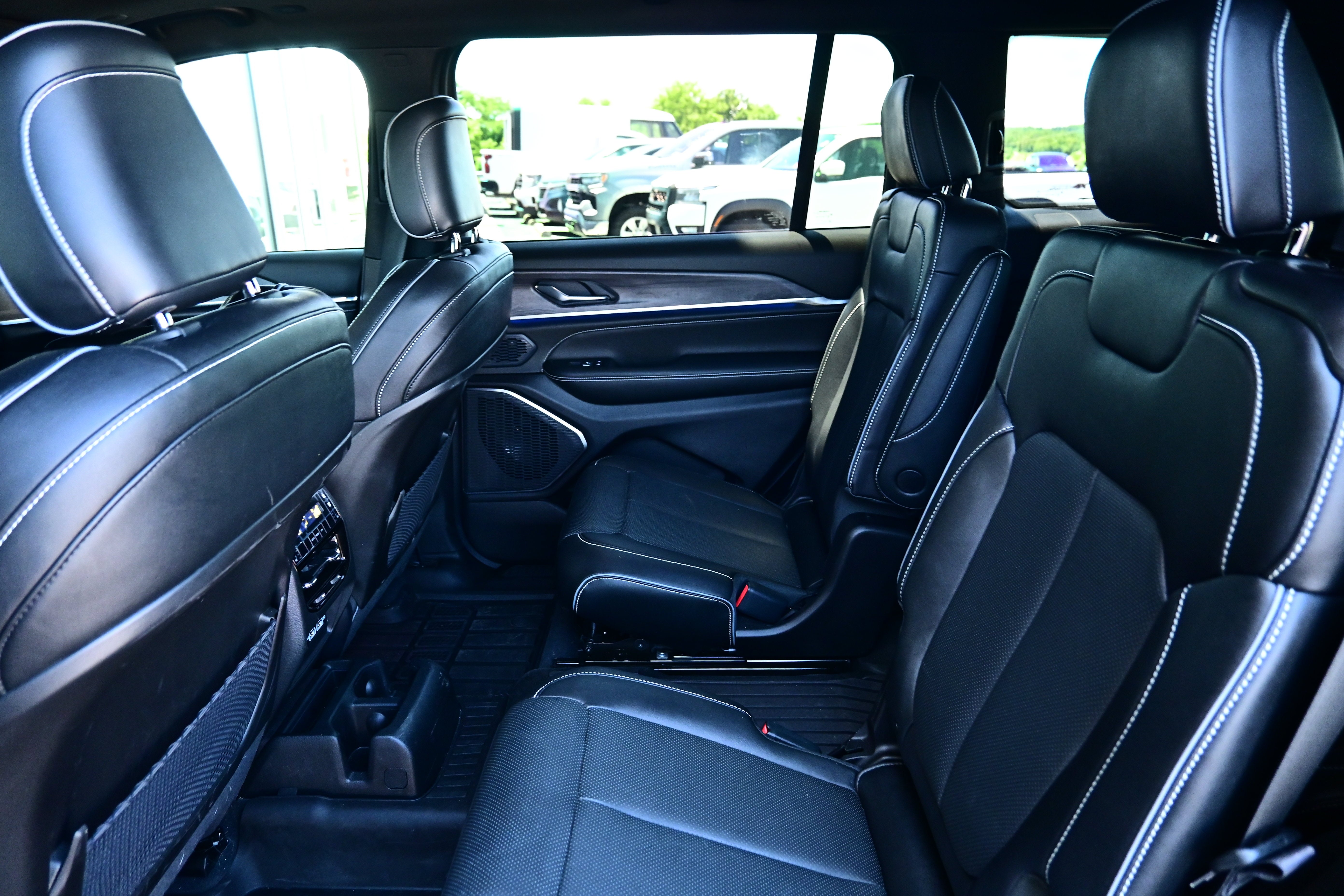 2025 Jeep Grand Cherokee L Overland
