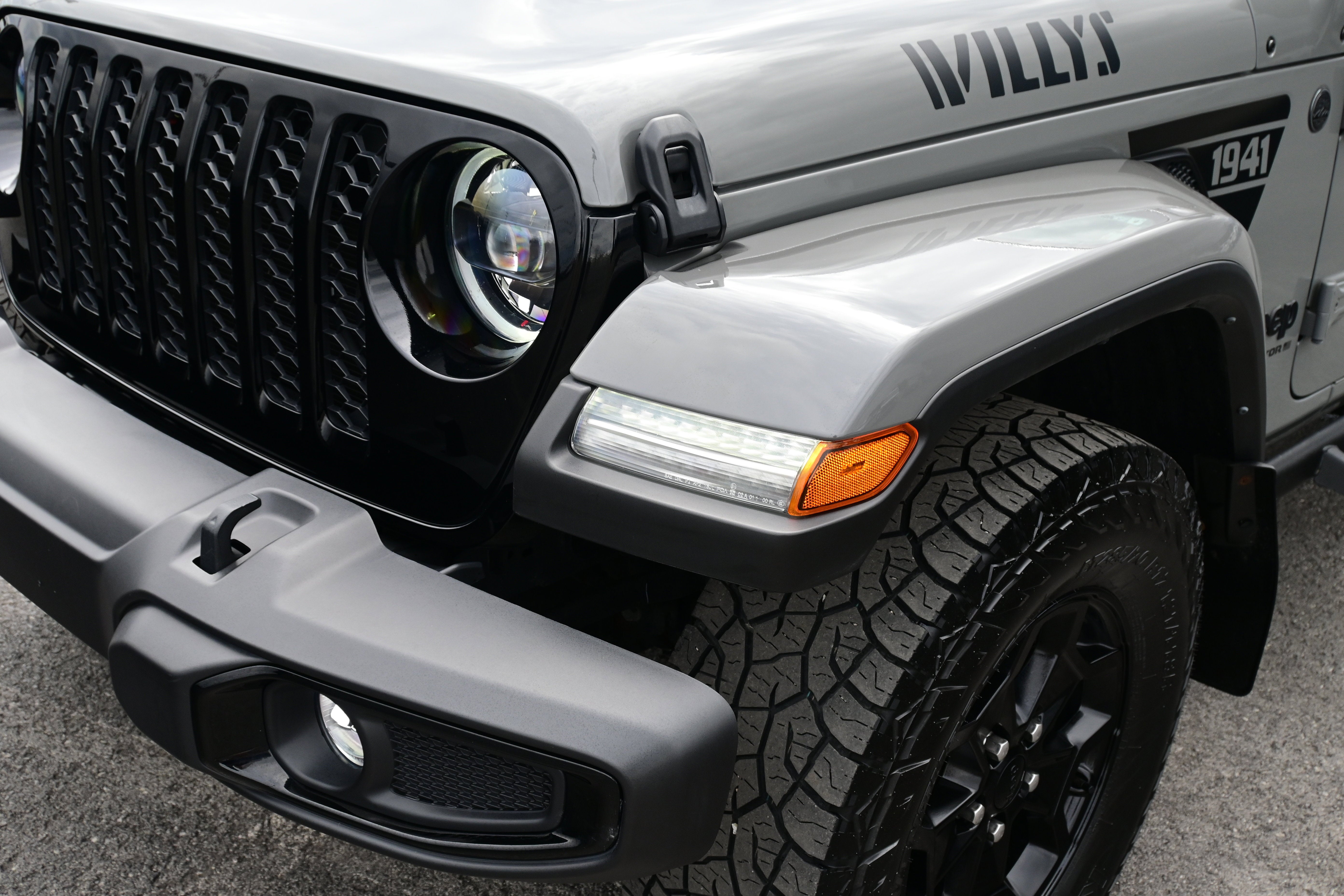 2023 Jeep Gladiator Willys