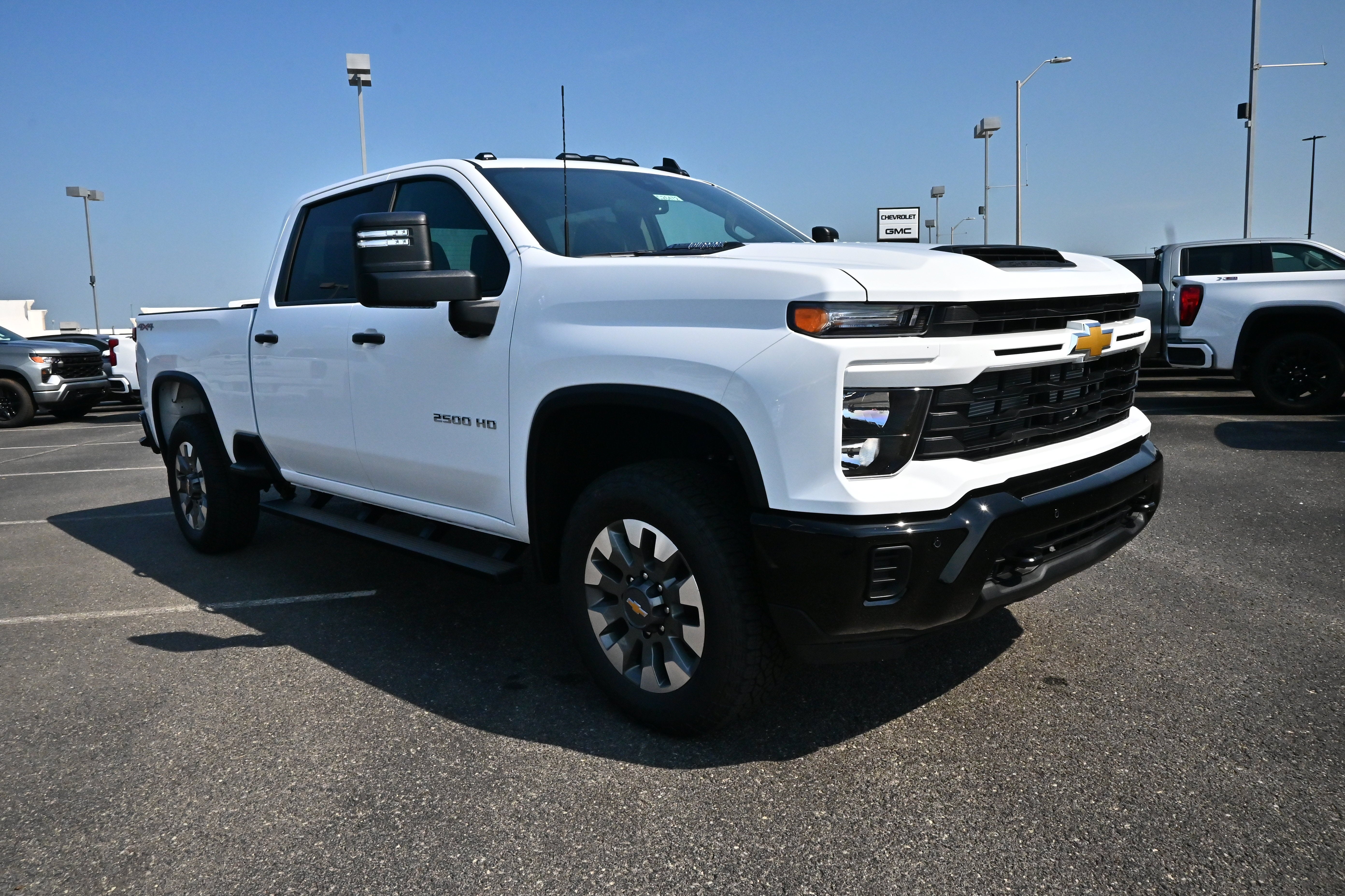 2026 Chevrolet Silverado 2500 HD Custom