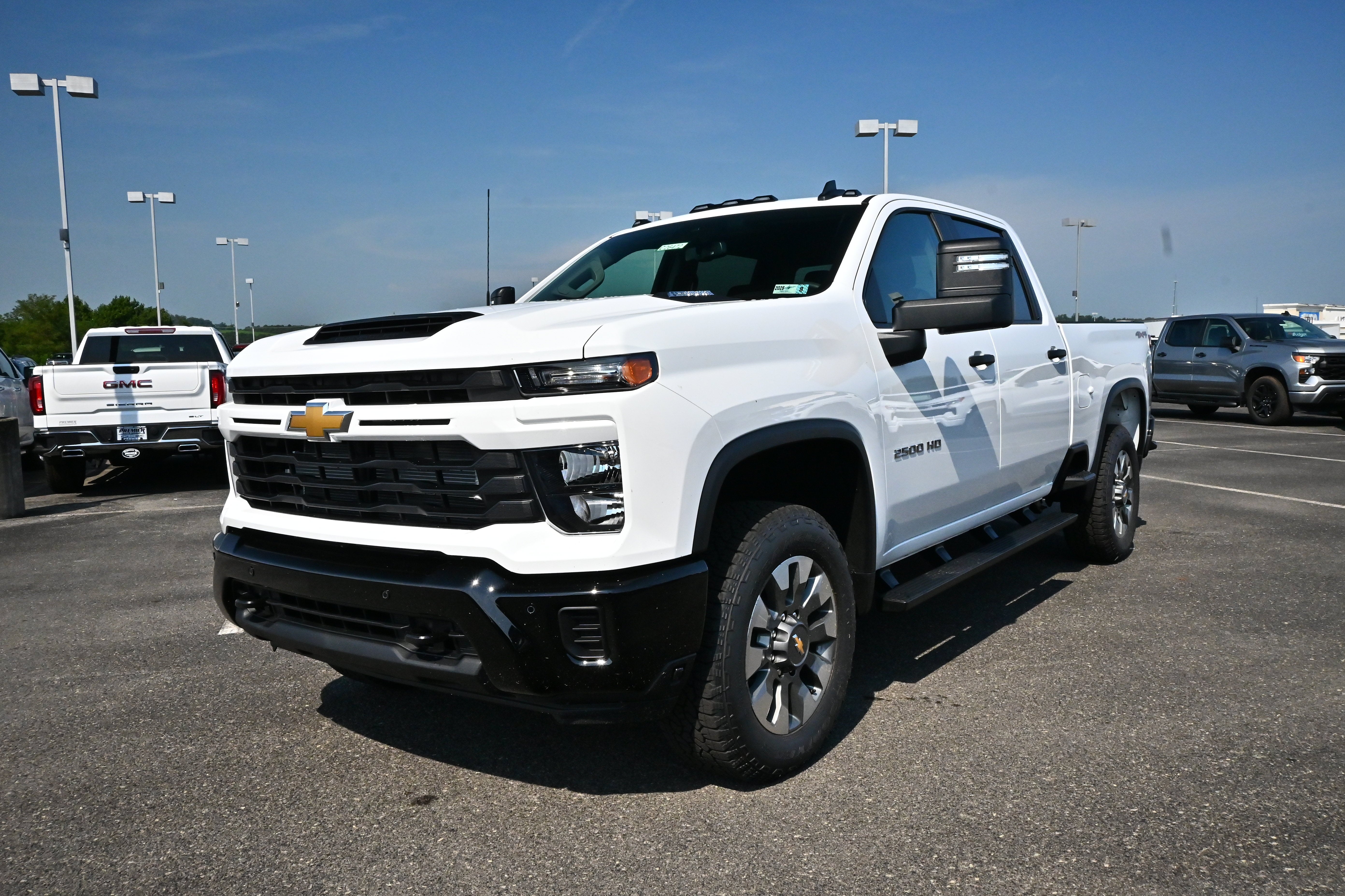 2026 Chevrolet Silverado 2500 HD Custom