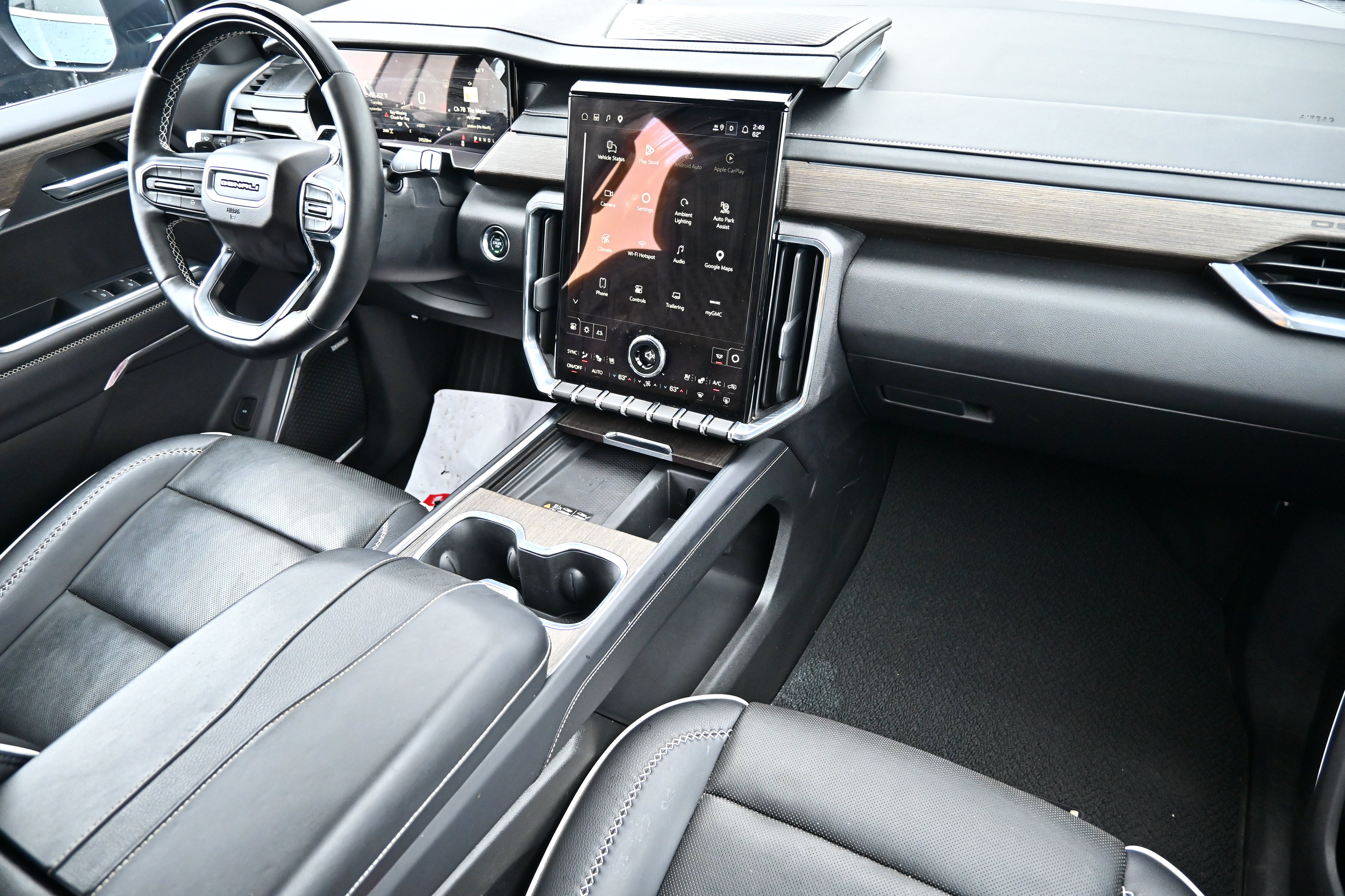2025 GMC Acadia Denali
