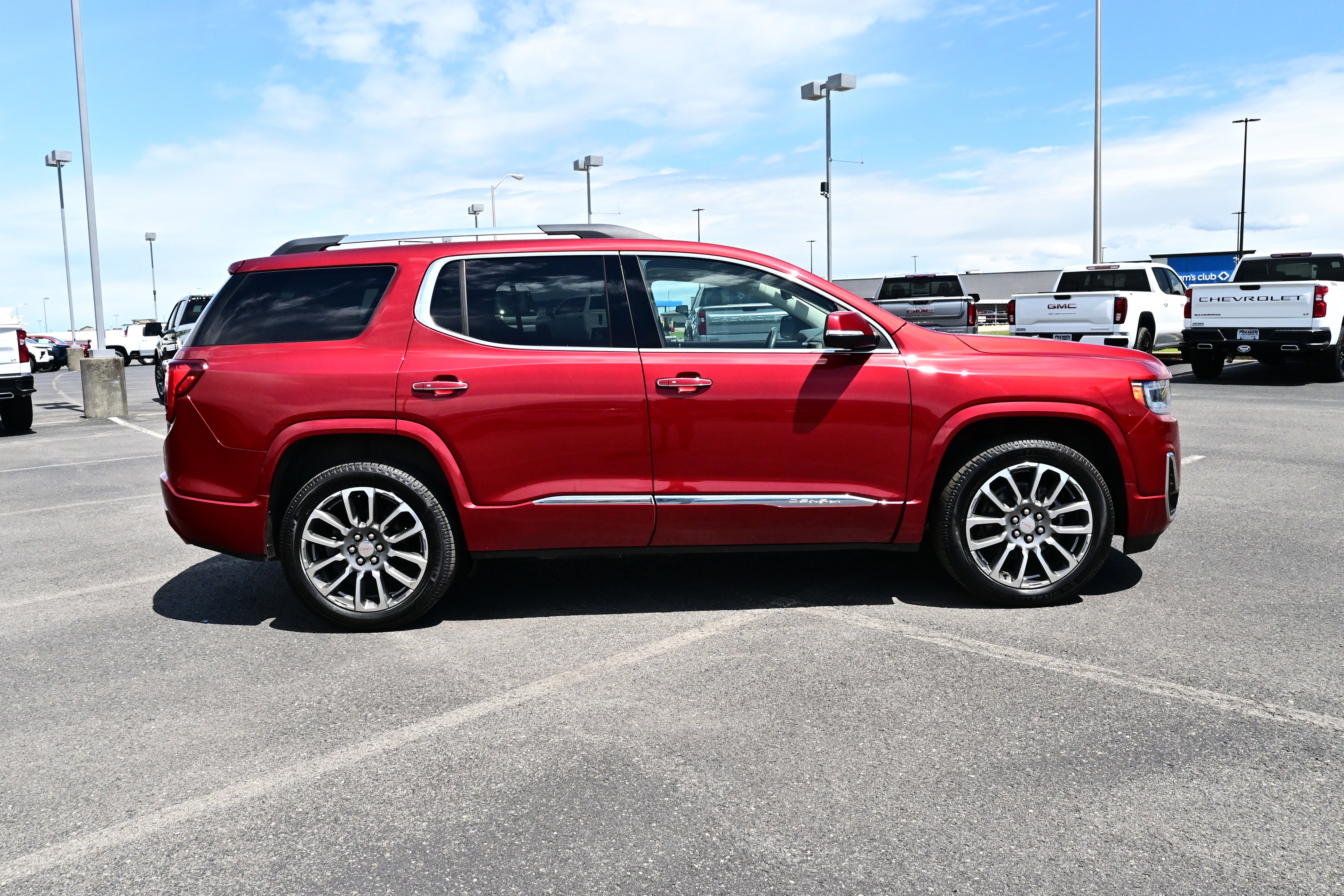 2021 GMC Acadia Denali