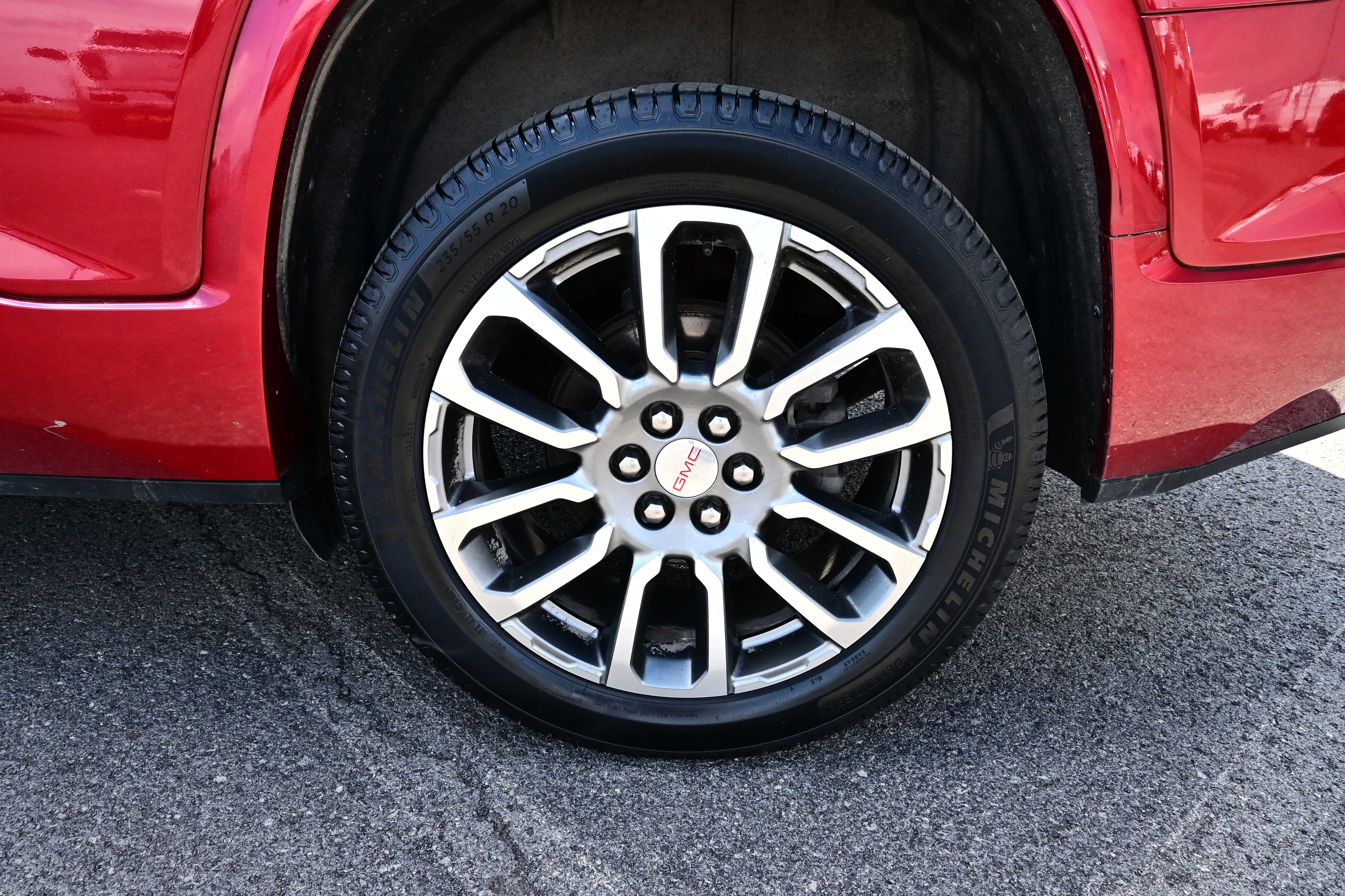 2021 GMC Acadia Denali