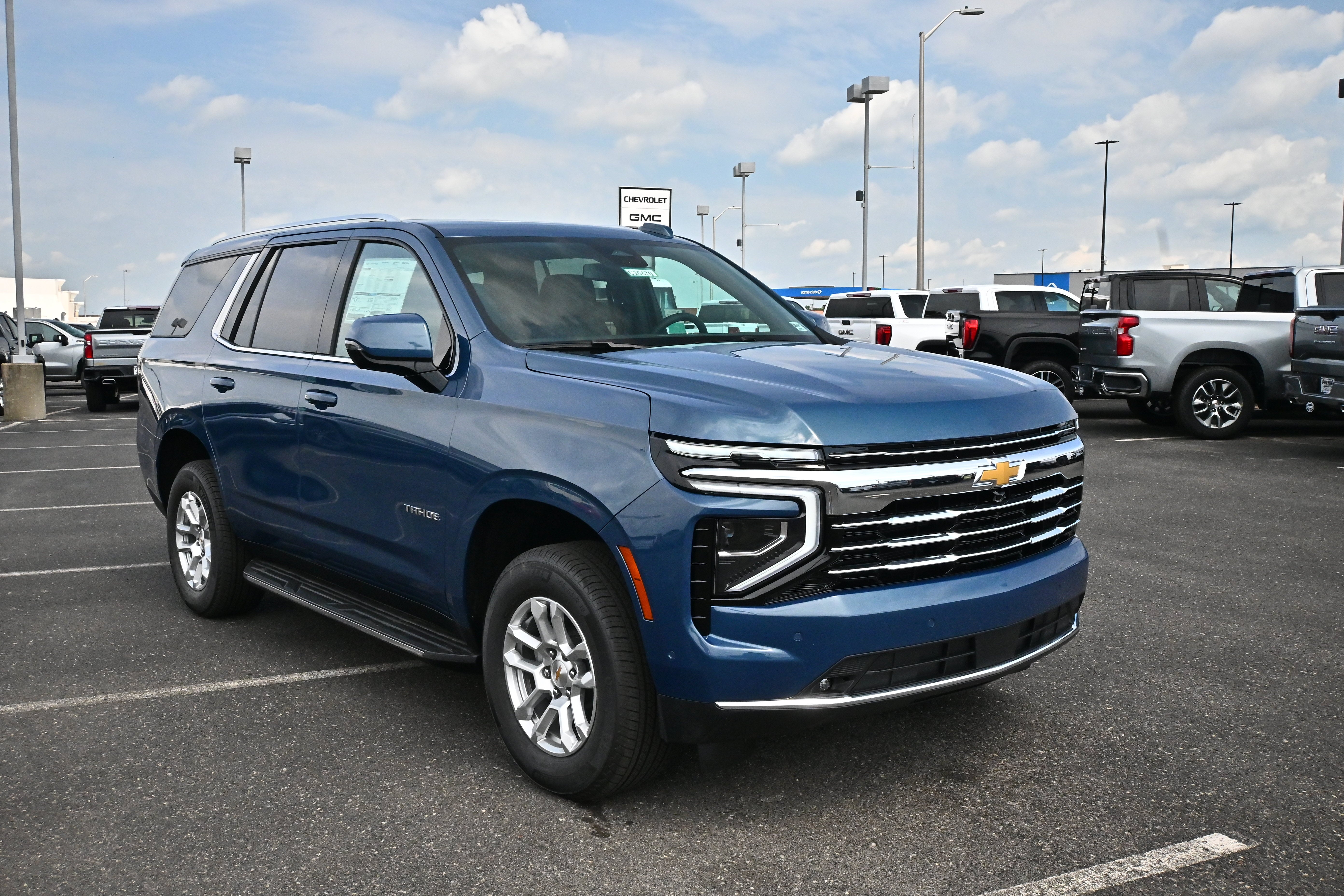 2026 Chevrolet Tahoe LT